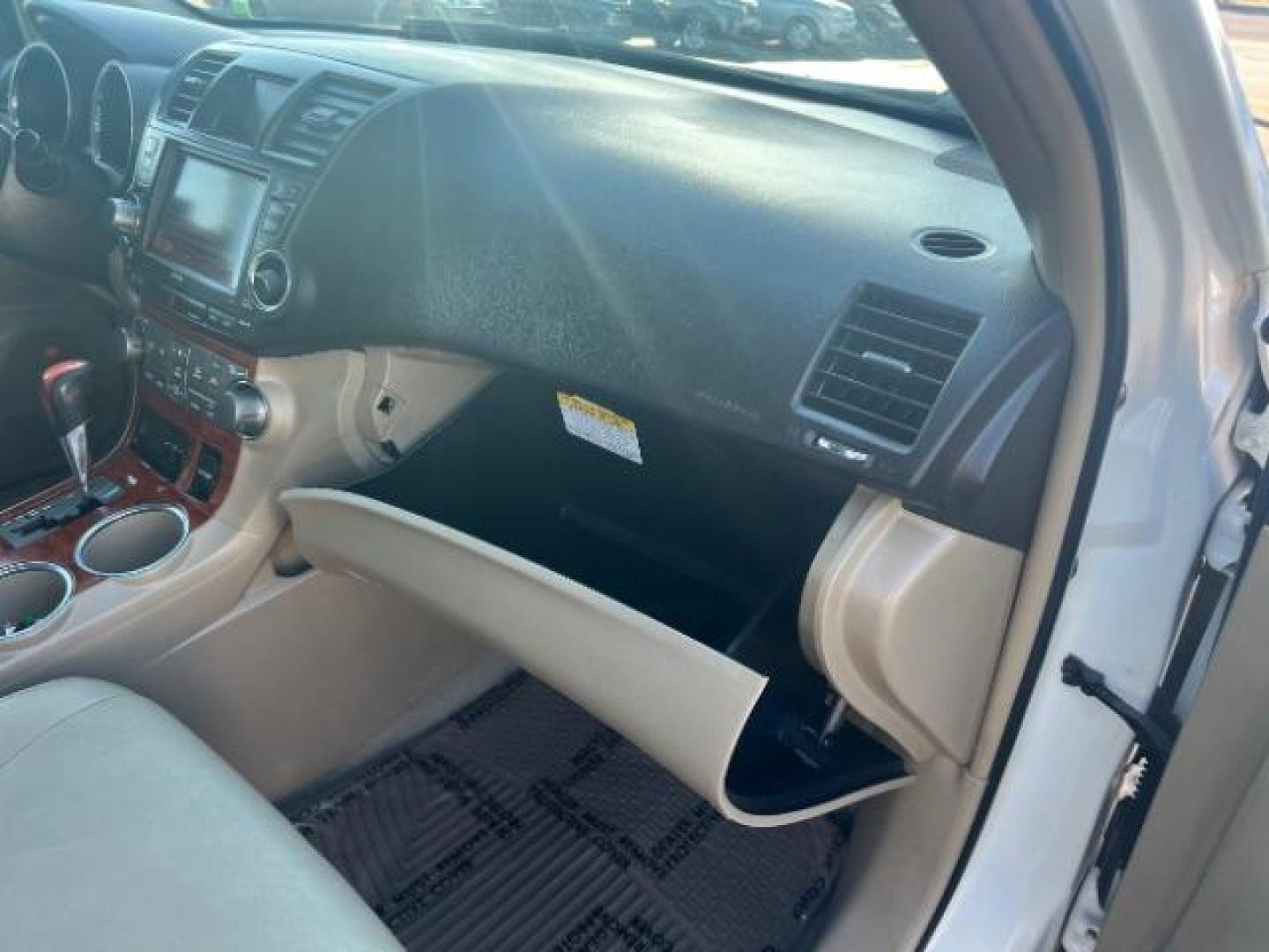 2008 Cypress Pearl /Sand Beige Leather Interior Toyota Highlander Limited 4WD (JTEES42A682) with an 3.5L V6 DOHC 24V engine, 5-Speed Automatic transmission, located at 1865 East Red Hills Pkwy, St. George, 84770, (435) 628-0023, 37.120850, -113.543640 - We specialize in helping ALL people get the best financing available. No matter your credit score, good, bad or none we can get you an amazing rate. Had a bankruptcy, divorce, or repossessions? We give you the green light to get your credit back on the road. Low down and affordable payments that fit - Photo#35