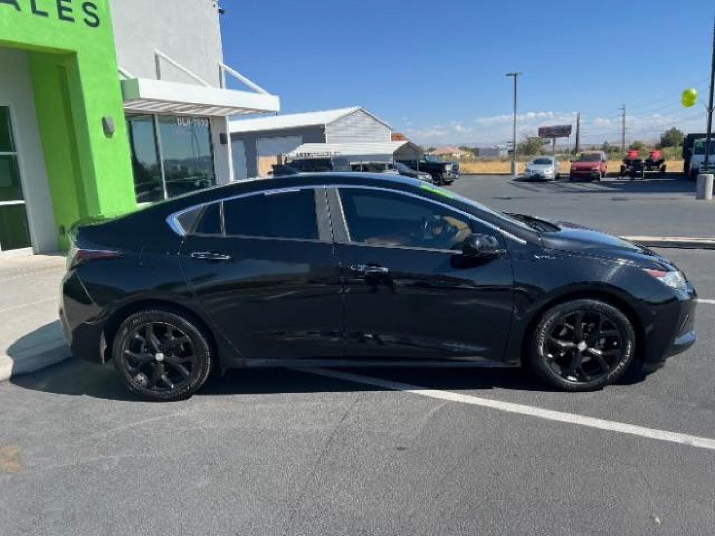 2016 Mosaic Black Metallic /Jet Black/Brandy, leather Chevrolet Volt Premier (1G1RD6S53GU) with an 1.5L L4 DOHC 16V PLUG-IN HYBRID engine, Continuously Variable Transmission transmission, located at 940 North Main Street, Cedar City, UT, 84720, (435) 628-0023, 37.692936, -113.061897 - ***This vehicle qualifies for the EV/Hybrid tax rebate of up to $4,000*** We are setup with the IRS to recieve direct payments within 72 hours. We file the rebate online with IRS and can credit it to your down payment, reduce the sales price OR give you cashback!! These cars will not last and can o - Photo#7