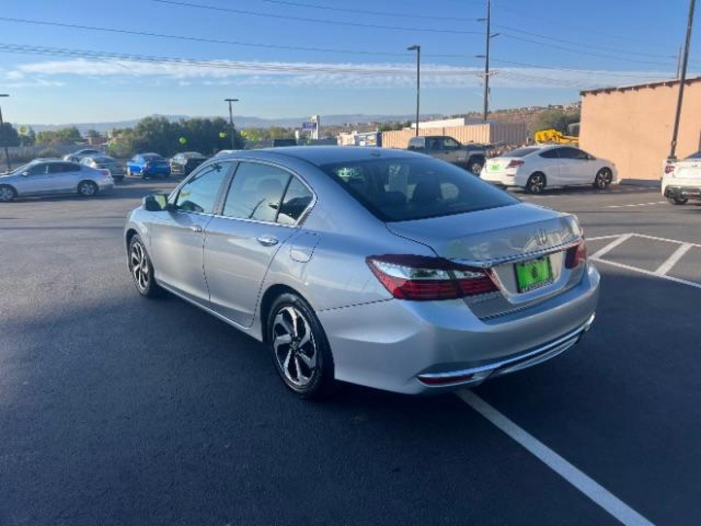 2017 Silver /Black, cloth Honda Accord EX Sedan CVT (1HGCR2F70HA) with an 2.4L L4 DOHC 16V engine, Continuously Variable Transmission transmission, located at 1865 East Red Hills Pkwy, St. George, 84770, (435) 628-0023, 37.120850, -113.543640 - We specialize in helping ALL people get the best financing available. No matter your credit score, good, bad or none we can get you an amazing rate. Had a bankruptcy, divorce, or repossessions? We give you the green light to get your credit back on the road. Low down and affordable payments that fit - Photo#4