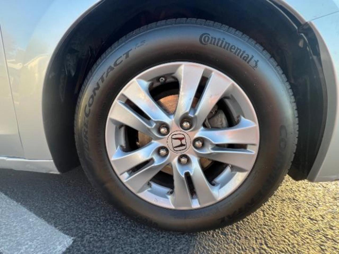 2012 Alabaster Silver Metallic /Black Leather Interior Honda Accord SE Sedan AT (1HGCP2F66CA) with an 2.4L L4 DOHC 16V engine, 5-Speed Automatic transmission, located at 1865 East Red Hills Pkwy, St. George, 84770, (435) 628-0023, 37.120850, -113.543640 - We specialize in helping ALL people get the best financing available. No matter your credit score, good, bad or none we can get you an amazing rate. Had a bankruptcy, divorce, or repossessions? We give you the green light to get your credit back on the road. Low down and affordable payments that fit - Photo#10