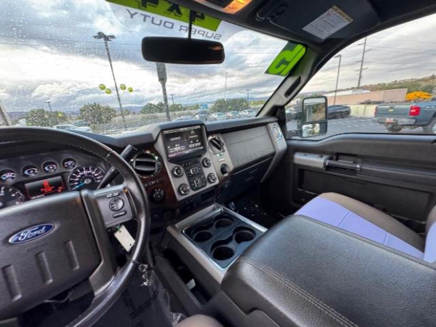 2015 White Platinum Met TC /Black Ford F-250 SD King Ranch Crew Cab 4WD (1FT7W2BT6FE) with an 6.7L V8 OHV 16V DIESEL engine, 6-Speed Automatic transmission, located at 1865 East Red Hills Pkwy, St. George, 84770, (435) 628-0023, 37.120850, -113.543640 - Photo#20