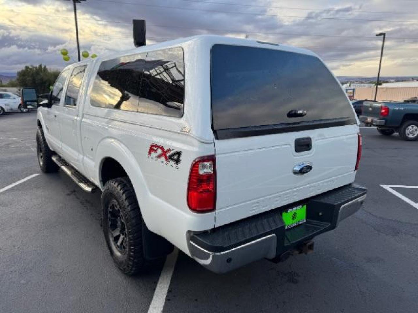 2015 White Platinum Met TC /Black Ford F-250 SD King Ranch Crew Cab 4WD (1FT7W2BT6FE) with an 6.7L V8 OHV 16V DIESEL engine, 6-Speed Automatic transmission, located at 1865 East Red Hills Pkwy, St. George, 84770, (435) 628-0023, 37.120850, -113.543640 - Photo#7