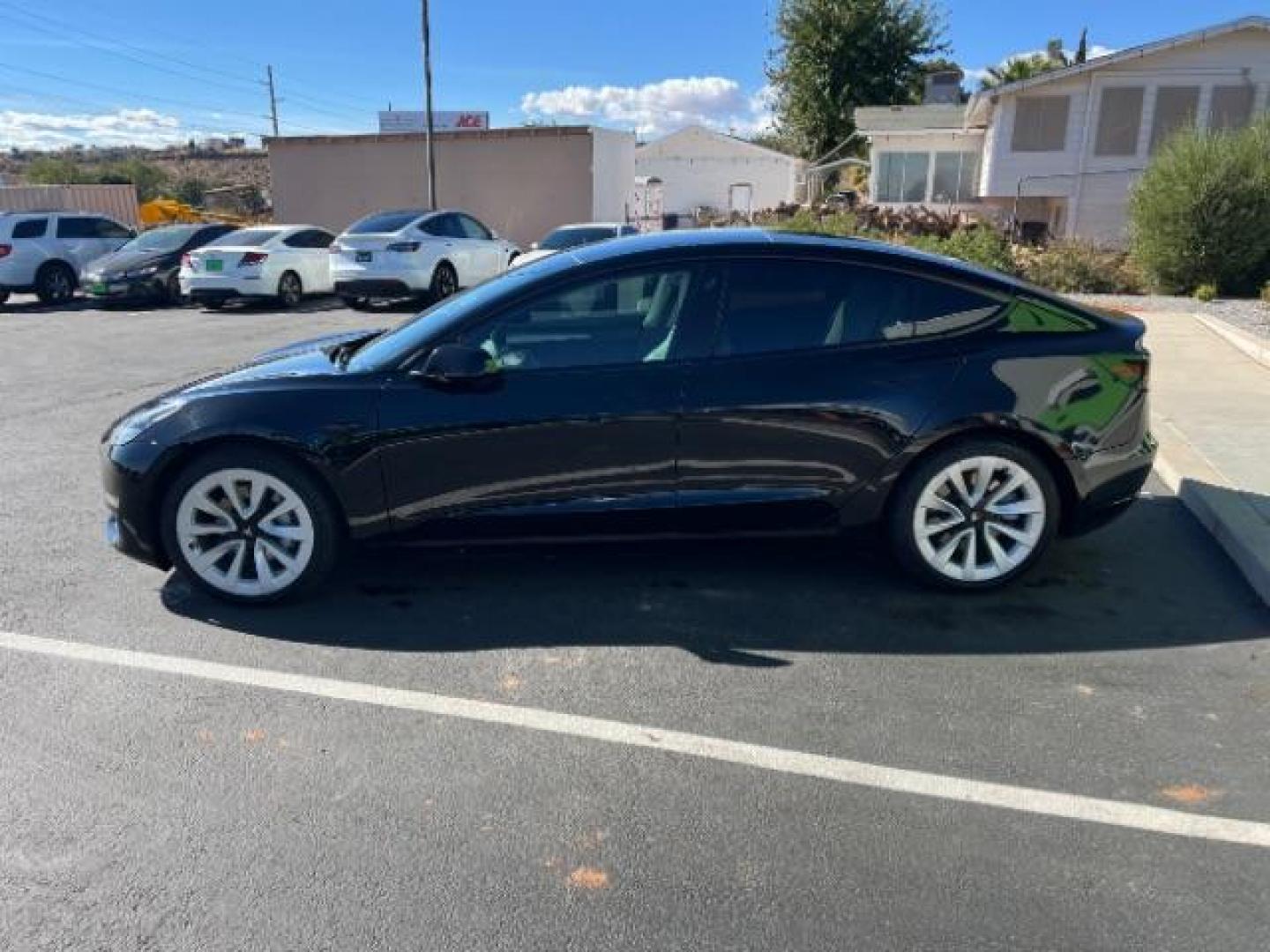 2021 Solid Black /Black and White Tesla Model 3 Long Range (5YJ3E1EB9MF) with an ELECTRIC engine, 1-Speed Automatic transmission, located at 1865 East Red Hills Pkwy, St. George, 84770, (435) 628-0023, 37.120850, -113.543640 - Photo#7