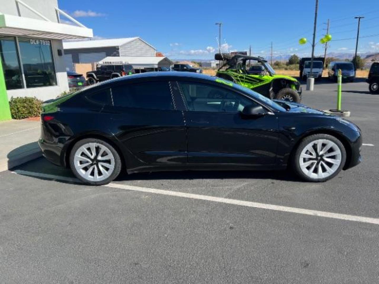 2021 Solid Black /Black and White Tesla Model 3 Long Range (5YJ3E1EB9MF) with an ELECTRIC engine, 1-Speed Automatic transmission, located at 1865 East Red Hills Pkwy, St. George, 84770, (435) 628-0023, 37.120850, -113.543640 - Photo#10