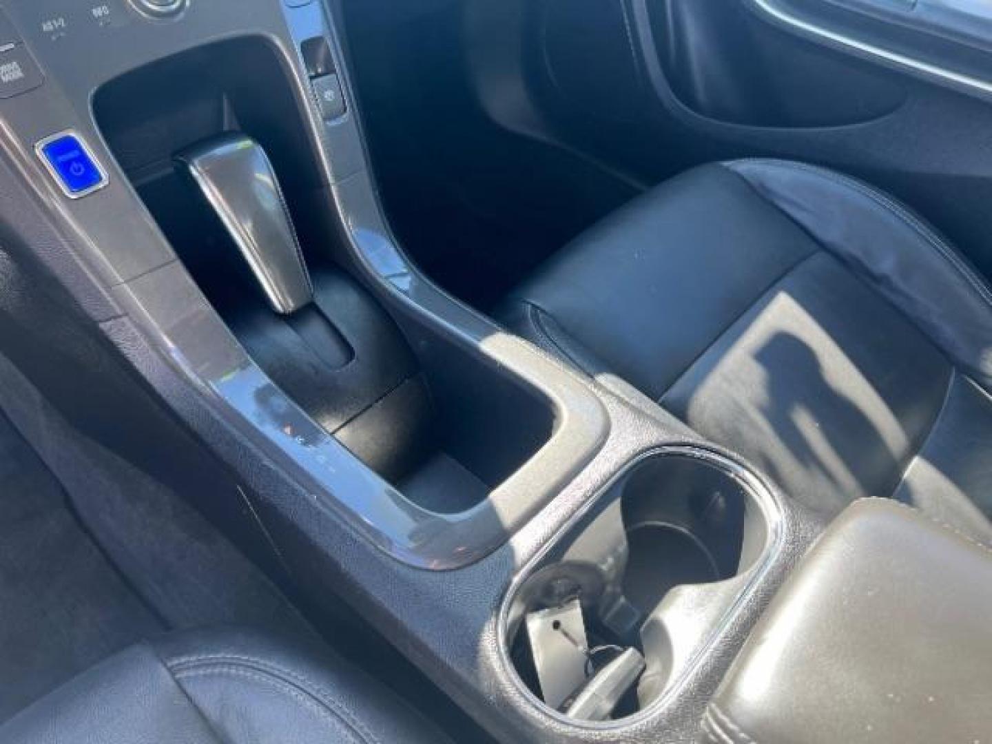 2013 Silver /Black Interior Chevrolet Volt Premium (1G1RB6E48DU) with an 1.4L L4 DOHC 16V PLUG-IN HYBRID engine, Continuously Variable Transmission transmission, located at 940 North Main Street, Cedar City, UT, 84720, (435) 628-0023, 37.692936, -113.061897 - ***This vehicle qualifies for the EV/Hybrid tax rebate of up to $4,000*** We are setup with the IRS to recieve direct payments within 72 hours. We file the rebate online with IRS and can credit it to your down payment, reduce the sales price OR give you cashback!! These cars will not last and can o - Photo#17