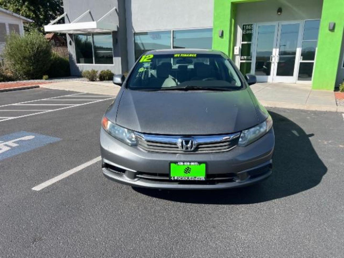 2012 Urban Titanium Metallic /Stone Cloth Interior Honda Civic EX Sedan 5-Speed AT (2HGFB2F8XCH) with an 1.8L L4 SOHC 16V engine, 5-Speed Automatic transmission, located at 1865 East Red Hills Pkwy, St. George, 84770, (435) 628-0023, 37.120850, -113.543640 - We specialize in helping ALL people get the best financing available. No matter your credit score, good, bad or none we can get you an amazing rate. Had a bankruptcy, divorce, or repossessions? We give you the green light to get your credit back on the road. Low down and affordable payments that fit - Photo#1