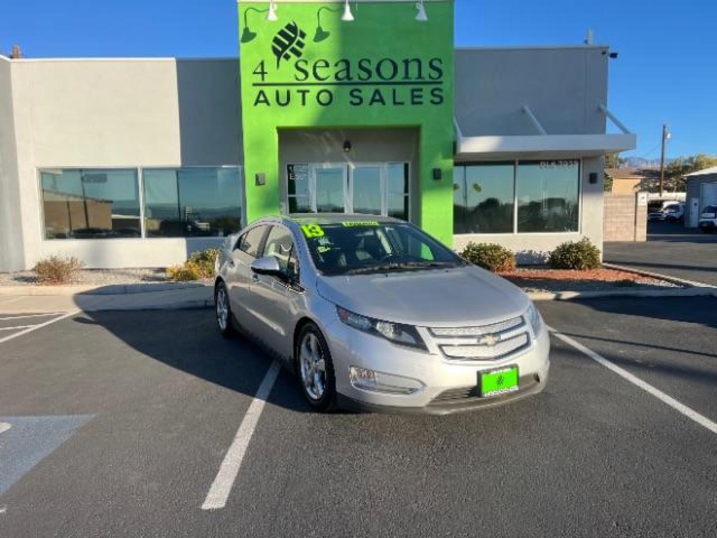 2013 Silver /Black Leather Interior Chevrolet Volt Premium w/ LEP (1G1RF6E44DU) with an 1.4L L4 DOHC 16V PLUG-IN HYBRID engine, Continuously Variable Transmission transmission, located at 1865 East Red Hills Pkwy, St. George, 84770, (435) 628-0023, 37.120850, -113.543640 - Photo#0