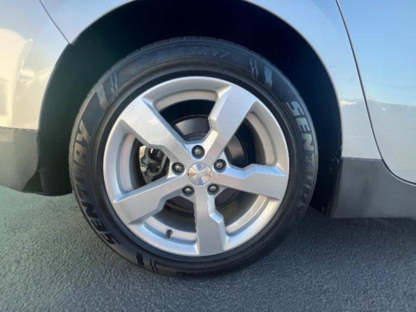 2013 Silver /Black Leather Interior Chevrolet Volt Premium w/ LEP (1G1RF6E44DU) with an 1.4L L4 DOHC 16V PLUG-IN HYBRID engine, Continuously Variable Transmission transmission, located at 1865 East Red Hills Pkwy, St. George, 84770, (435) 628-0023, 37.120850, -113.543640 - Photo#11