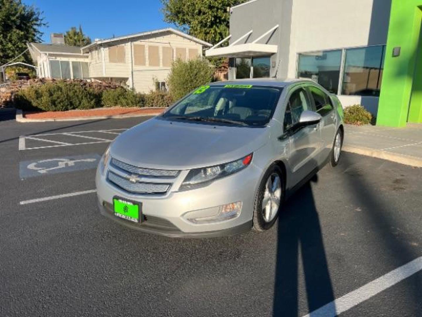 2013 Silver /Black Leather Interior Chevrolet Volt Premium w/ LEP (1G1RF6E44DU) with an 1.4L L4 DOHC 16V PLUG-IN HYBRID engine, Continuously Variable Transmission transmission, located at 1865 East Red Hills Pkwy, St. George, 84770, (435) 628-0023, 37.120850, -113.543640 - Photo#2