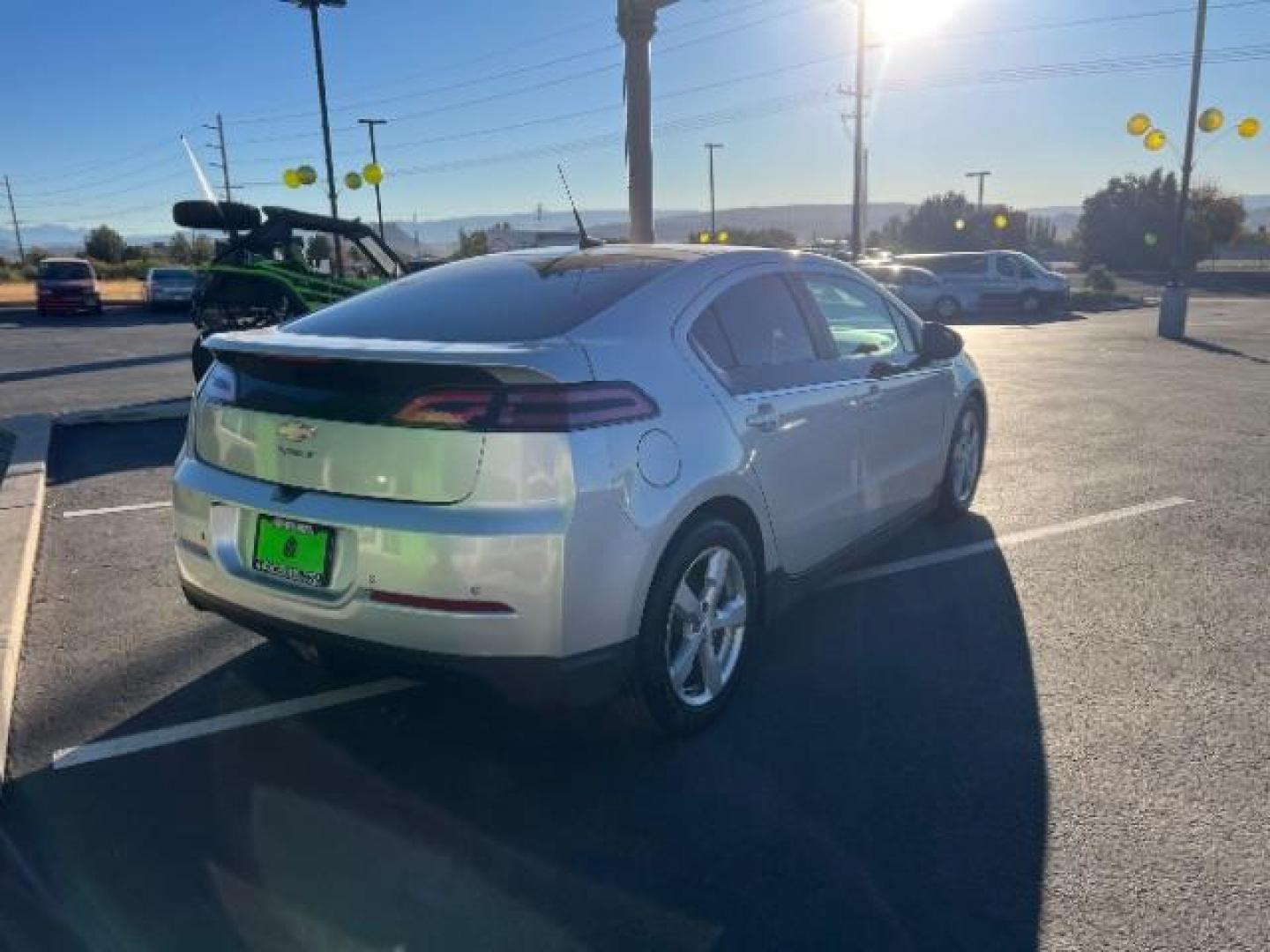 2013 Silver /Black Leather Interior Chevrolet Volt Premium w/ LEP (1G1RF6E44DU) with an 1.4L L4 DOHC 16V PLUG-IN HYBRID engine, Continuously Variable Transmission transmission, located at 1865 East Red Hills Pkwy, St. George, 84770, (435) 628-0023, 37.120850, -113.543640 - Photo#6