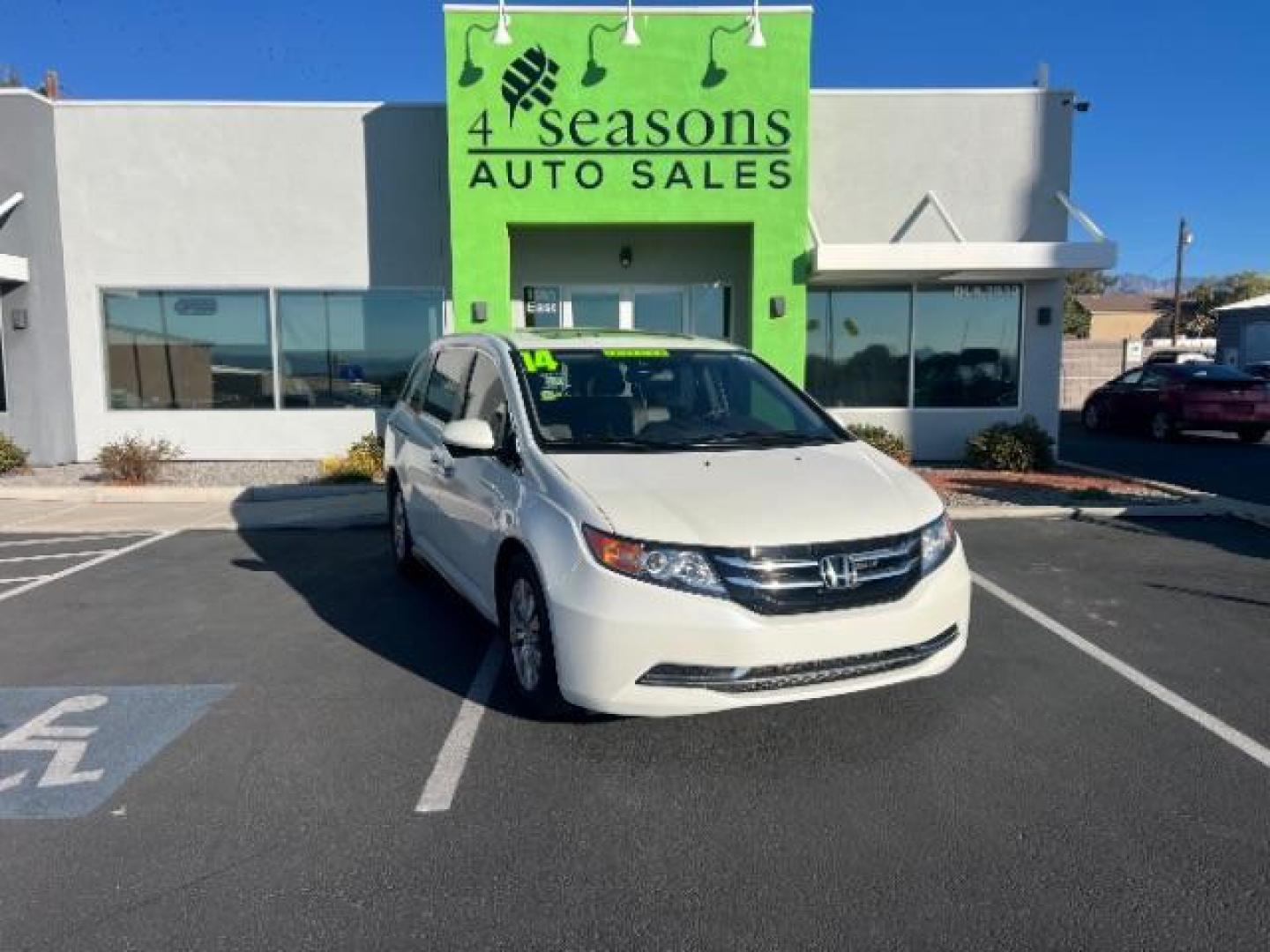 2014 White Diamond Pearl /Gray Honda Odyssey EX-L (5FNRL5H60EB) with an 3.5L V6 SOHC 24V engine, 6-Speed Automatic transmission, located at 1865 East Red Hills Pkwy, St. George, 84770, (435) 628-0023, 37.120850, -113.543640 - Photo#0