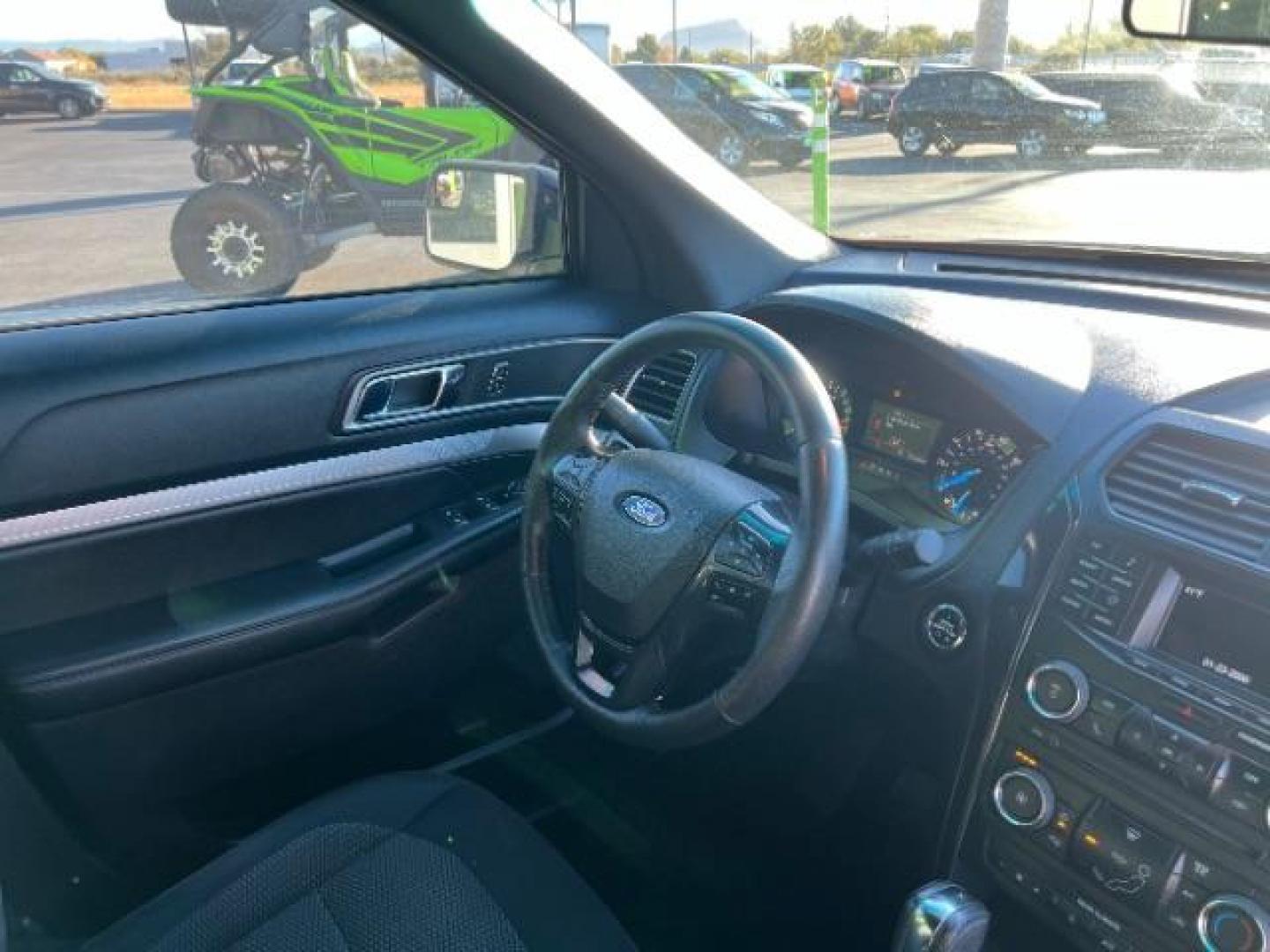 2016 White Platinum Metallic Tri-coat /Ebony Black, cloth Ford Explorer XLT FWD (1FM5K7D88GG) with an 3.5L V6 DOHC 24V engine, 6-Speed Automatic transmission, located at 1865 East Red Hills Pkwy, St. George, 84770, (435) 628-0023, 37.120850, -113.543640 - We specialize in helping ALL people get the best financing available. No matter your credit score, good, bad or none we can get you an amazing rate. Had a bankruptcy, divorce, or repossessions? We give you the green light to get your credit back on the road. Low down and affordable payments that fit - Photo#34