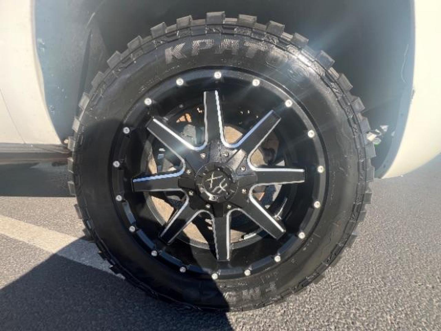 2011 White /Black Leather Interior Chevrolet Tahoe Police (1GNSK2E06BR) with an 5.3L V8 OHV 16V FFV engine, 6-Speed Automatic transmission, located at 1865 East Red Hills Pkwy, St. George, 84770, (435) 628-0023, 37.120850, -113.543640 - We specialize in helping ALL people get the best financing available. No matter your credit score, good, bad or none we can get you an amazing rate. Had a bankruptcy, divorce, or repossessions? We give you the green light to get your credit back on the road. Low down and affordable payments that fit - Photo#9