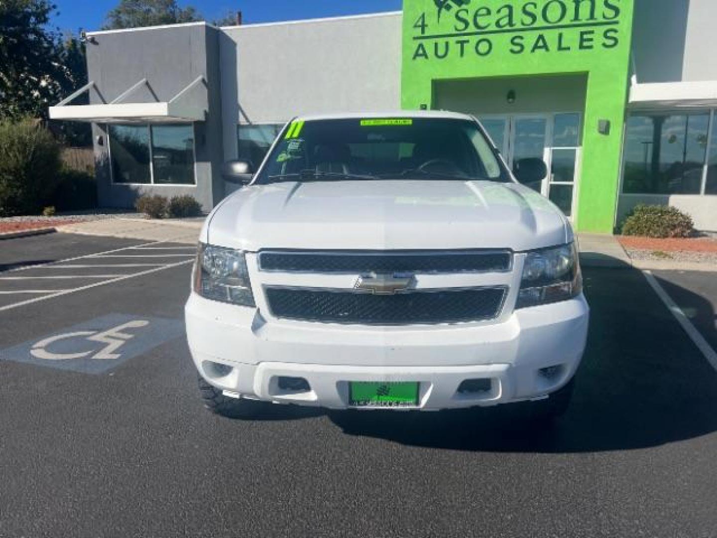 2011 White /Black Leather Interior Chevrolet Tahoe Police (1GNSK2E06BR) with an 5.3L V8 OHV 16V FFV engine, 6-Speed Automatic transmission, located at 1865 East Red Hills Pkwy, St. George, 84770, (435) 628-0023, 37.120850, -113.543640 - We specialize in helping ALL people get the best financing available. No matter your credit score, good, bad or none we can get you an amazing rate. Had a bankruptcy, divorce, or repossessions? We give you the green light to get your credit back on the road. Low down and affordable payments that fit - Photo#1