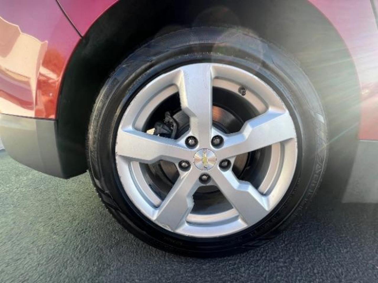 2013 Red /Black Leather Interior Chevrolet Volt Premium w/ LEP (1G1RF6E46DU) with an 1.4L L4 DOHC 16V PLUG-IN HYBRID engine, Continuously Variable Transmission transmission, located at 1865 East Red Hills Pkwy, St. George, 84770, (435) 628-0023, 37.120850, -113.543640 - ***This vehicle qualifies for the EV/Hybrid tax rebate of up to $4,000*** We are setup with the IRS to recieve direct payments within 72 hours. We file the rebate online with IRS and can credit it to your down payment, reduce the sales price OR give you cashback!! These cars will not last and can o - Photo#8