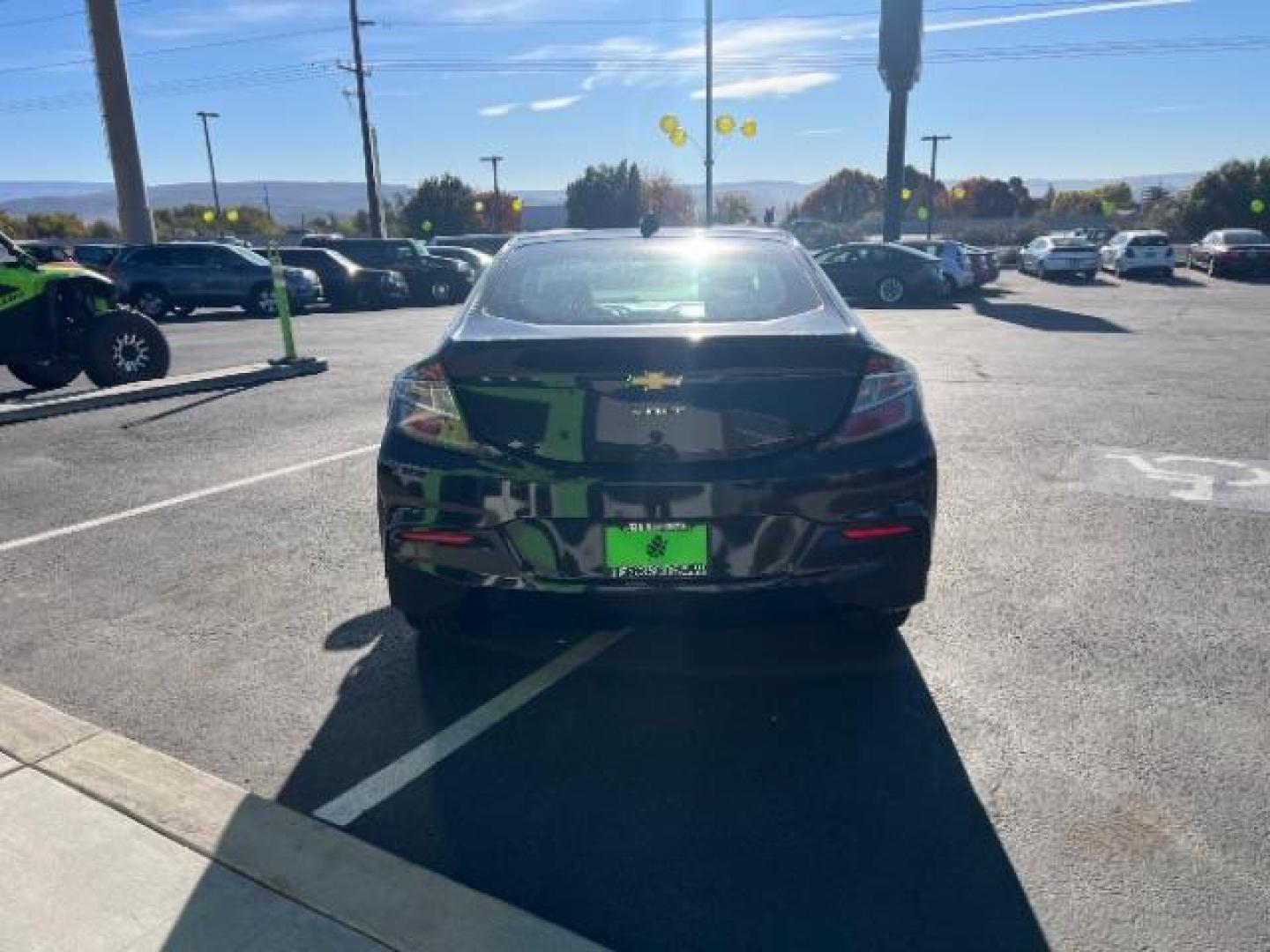 2016 Mosaic Black Metallic /Jet Black/Jet Black, cloth Chevrolet Volt LT (1G1RC6S50GU) with an 1.5L L4 DOHC 16V PLUG-IN HYBRID engine, Continuously Variable Transmission transmission, located at 940 North Main Street, Cedar City, UT, 84720, (435) 628-0023, 37.692936, -113.061897 - ***This vehicle qualifies for the EV/Hybrid tax rebate of up to $4,000*** We are setup with the IRS to recieve direct payments within 72 hours. We file the rebate online with IRS and can credit it to your down payment, reduce the sales price OR give you cashback!! These cars will not last and can o - Photo#5