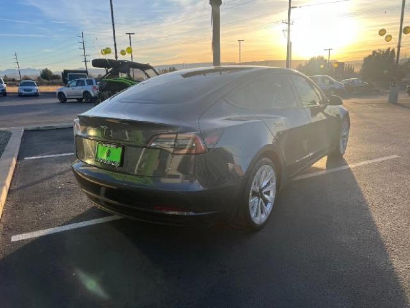 2022 Midnight Silver Metallic /All Black Tesla Model 3 Standard Range Plus (5YJ3E1EA9NF) with an ELECTRIC engine, 1-Speed Automatic transmission, located at 1865 East Red Hills Pkwy, St. George, 84770, (435) 628-0023, 37.120850, -113.543640 - Get additional $4k off the list price. *****QUALIFIES FOR EV TAX REBATE******** We are setup with IRS to file your tax rebate and get you a refund with in 72 hours. Take as cash or use as down payment. Check out the IRS website to be sure you qualify. Great condition, This has the LFP (iron) batte - Photo#6