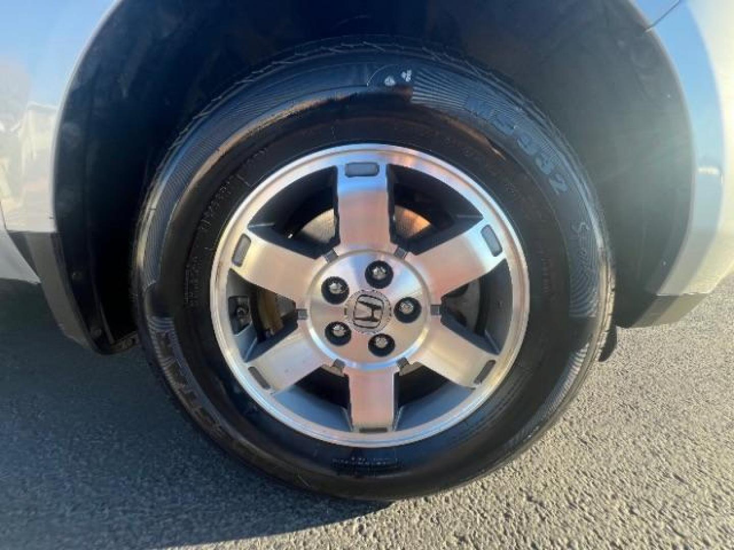 2011 Alabaster Silver Metallic /Black Leather Interior Honda Pilot Touring 4WD 5-Spd AT with DVD (5FNYF4H98BB) with an 3.5L V6 SOHC 24V engine, 5-Speed Automatic transmission, located at 940 North Main Street, Cedar City, UT, 84720, (435) 628-0023, 37.692936, -113.061897 - We specialize in helping ALL people get the best financing available. No matter your credit score, good, bad or none we can get you an amazing rate. Had a bankruptcy, divorce, or repossessions? We give you the green light to get your credit back on the road. Low down and affordable payments that fit - Photo#10