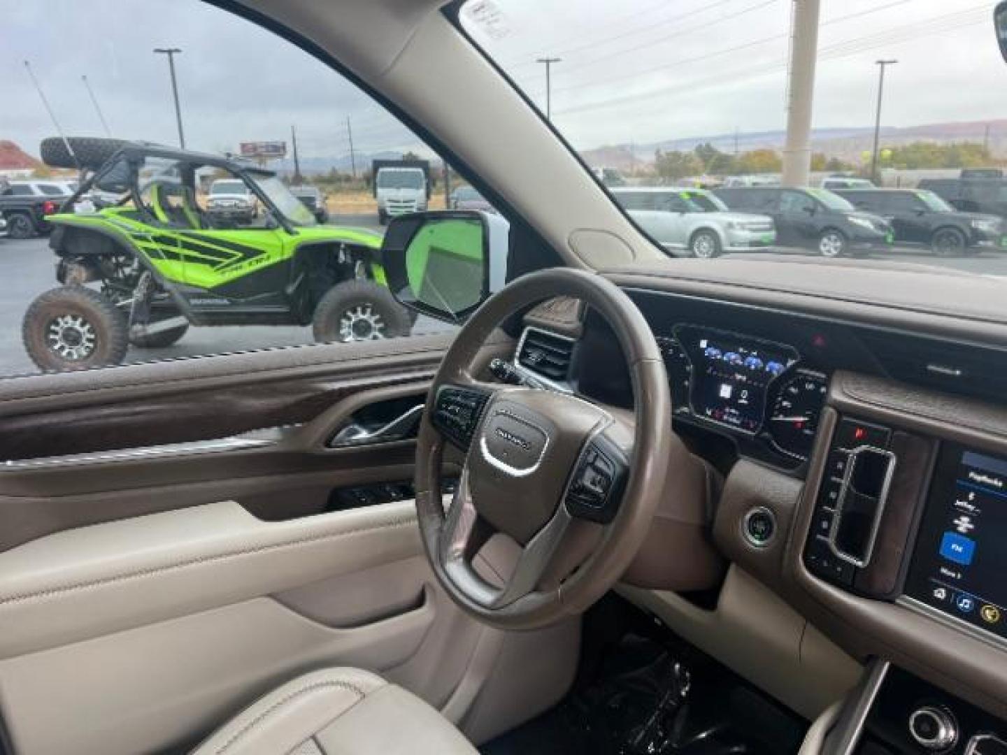 2021 White /Black Leather Interior GMC Yukon Denali 4WD (1GKS2DKL7MR) with an 6.2L V8 OHV 16V engine, 10-Speed Automatic transmission, located at 1865 East Red Hills Pkwy, St. George, 84770, (435) 628-0023, 37.120850, -113.543640 - Very clean Denali, 4x4, Adaptive Cruise, Pano sunroof, Great tires, Floormats, 7 Seater. Bank and credit union financing available. - Photo#34