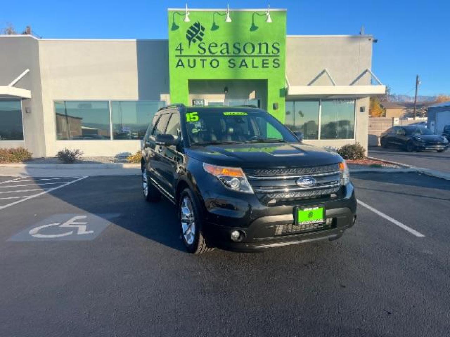 2015 Tuxedo Black Metallic /Charcoal Black, leather Ford Explorer Limited 4WD (1FM5K8F88FG) with an 3.5L V6 DOHC 24V engine, 6-Speed Automatic transmission, located at 940 North Main Street, Cedar City, UT, 84720, (435) 628-0023, 37.692936, -113.061897 - We specialize in helping ALL people get the best financing available. No matter your credit score, good, bad or none we can get you an amazing rate. Had a bankruptcy, divorce, or repossessions? We give you the green light to get your credit back on the road. Low down and affordable payments that fit - Photo#0