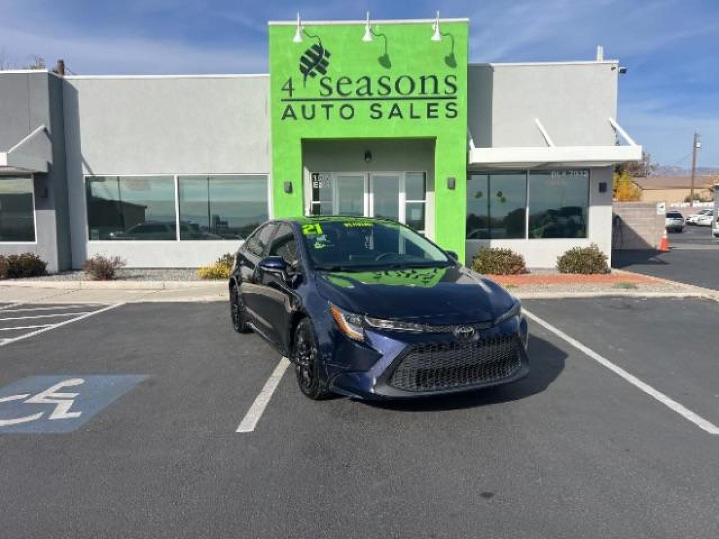 2021 Blue /Tan Cloth Interior Toyota Corolla LE (5YFEPMAE8MP) with an 1.8L L4 DOHC 16V engine, Continuously Variable Transmission transmission, located at 1865 East Red Hills Pkwy, St. George, 84770, (435) 628-0023, 37.120850, -113.543640 - We specialize in helping ALL people get the best financing available. No matter your credit score, good, bad or none we can get you an amazing rate. Had a bankruptcy, divorce, or repossessions? We give you the green light to get your credit back on the road. Low down and affordable payments that fit - Photo#0