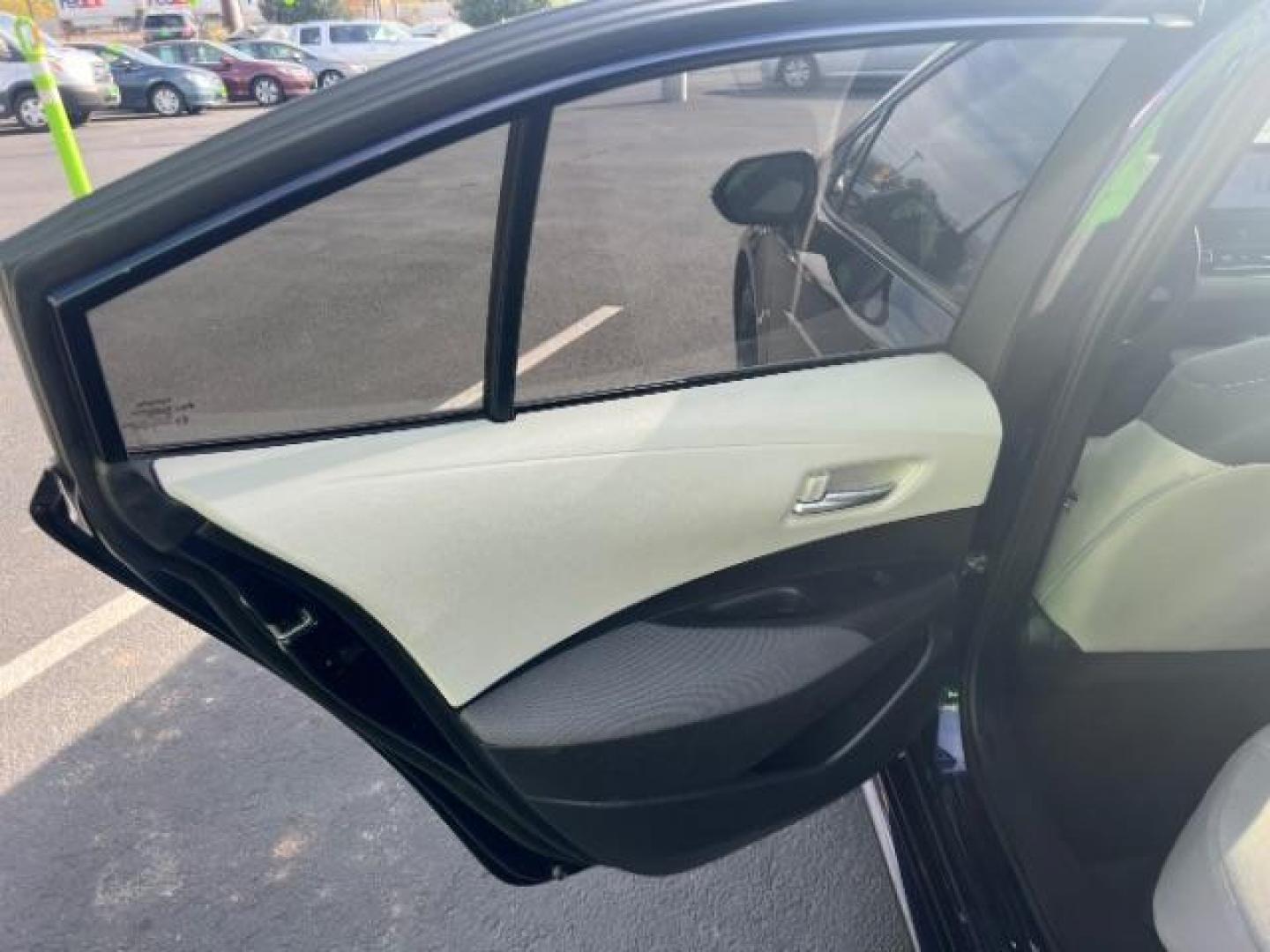 2021 Blue /Tan Cloth Interior Toyota Corolla LE (5YFEPMAE8MP) with an 1.8L L4 DOHC 16V engine, Continuously Variable Transmission transmission, located at 1865 East Red Hills Pkwy, St. George, 84770, (435) 628-0023, 37.120850, -113.543640 - We specialize in helping ALL people get the best financing available. No matter your credit score, good, bad or none we can get you an amazing rate. Had a bankruptcy, divorce, or repossessions? We give you the green light to get your credit back on the road. Low down and affordable payments that fit - Photo#22