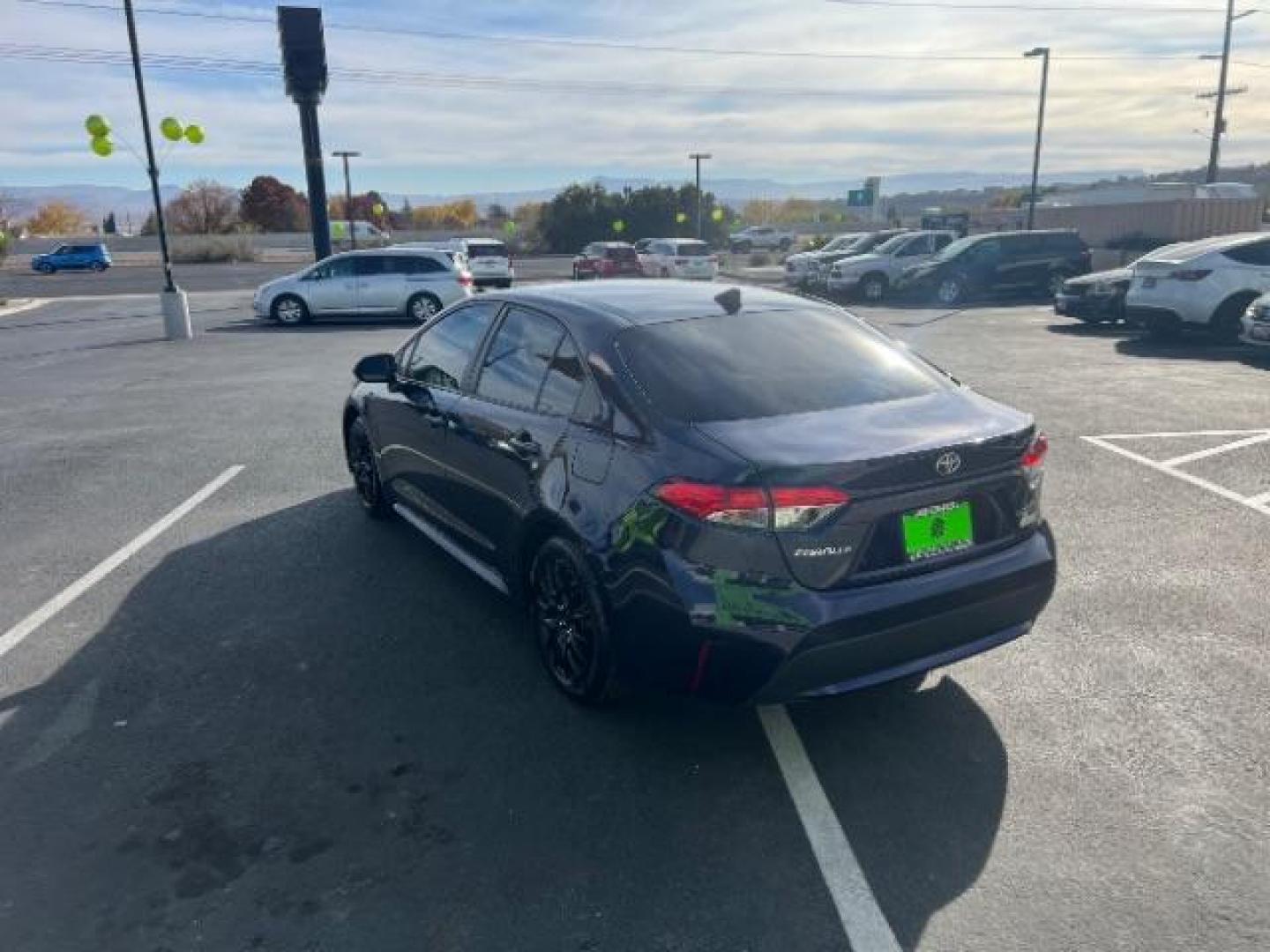 2021 Blue /Tan Cloth Interior Toyota Corolla LE (5YFEPMAE8MP) with an 1.8L L4 DOHC 16V engine, Continuously Variable Transmission transmission, located at 1865 East Red Hills Pkwy, St. George, 84770, (435) 628-0023, 37.120850, -113.543640 - We specialize in helping ALL people get the best financing available. No matter your credit score, good, bad or none we can get you an amazing rate. Had a bankruptcy, divorce, or repossessions? We give you the green light to get your credit back on the road. Low down and affordable payments that fit - Photo#4