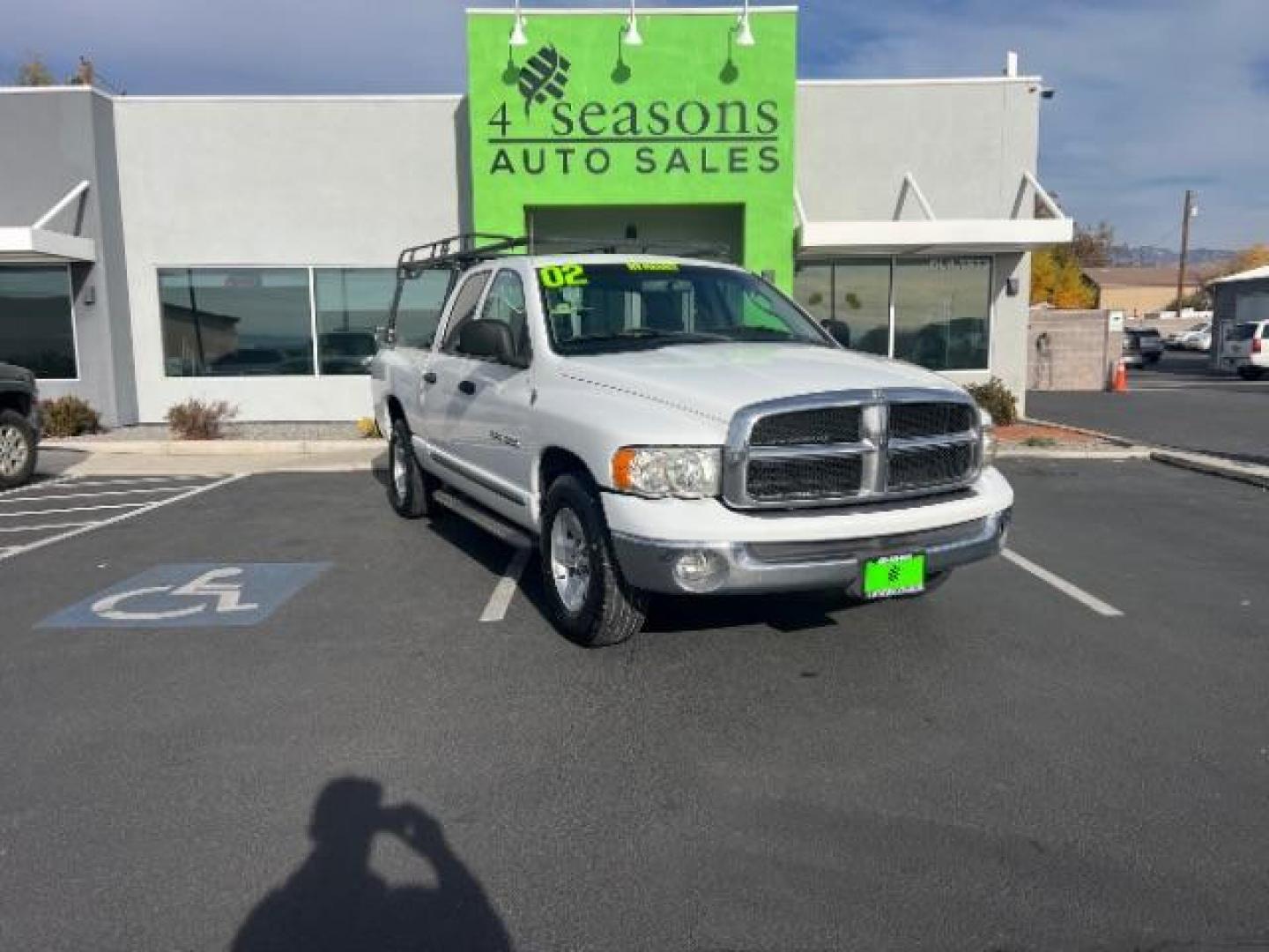 2002 Bright White /Dark Slate Gray Cloth Interior Dodge Ram 1500 ST Quad Cab Short Bed 2WD (3D7HA18N22G) with an 4.7L V8 SOHC 16V engine, 4-Speed Automatic transmission, located at 1865 East Red Hills Pkwy, St. George, 84770, (435) 628-0023, 37.120850, -113.543640 - We specialize in helping ALL people get the best financing available. No matter your credit score, good, bad or none we can get you an amazing rate. Had a bankruptcy, divorce, or repossessions? We give you the green light to get your credit back on the road. Low down and affordable payments that fit - Photo#0