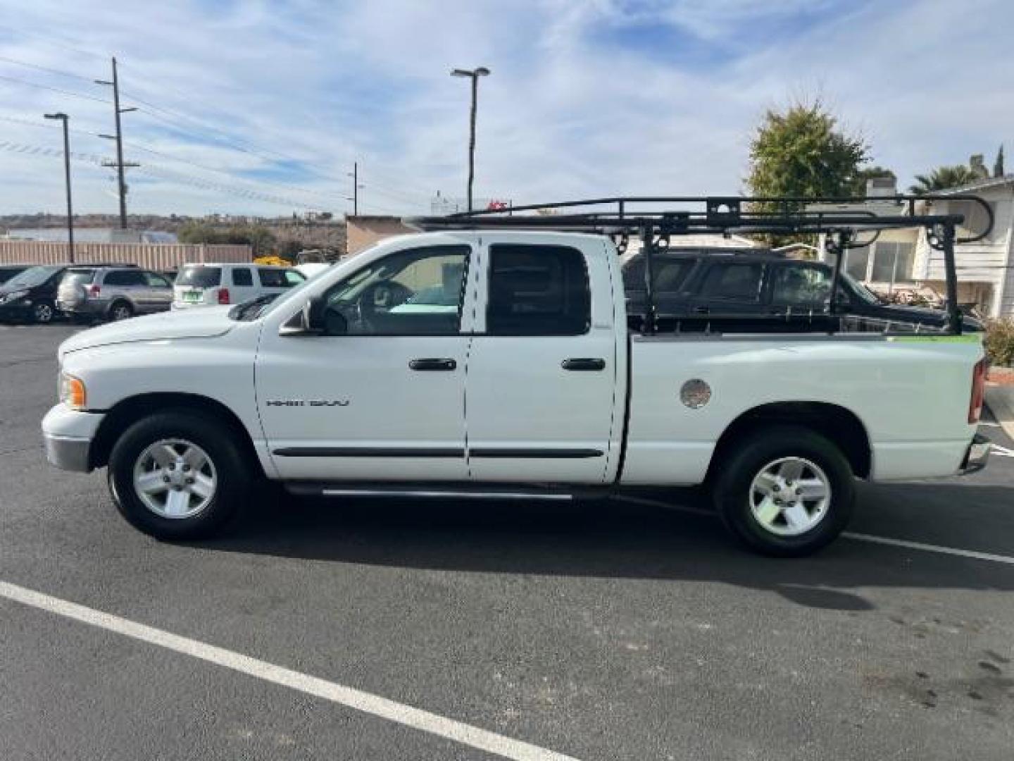 2002 Bright White /Dark Slate Gray Cloth Interior Dodge Ram 1500 ST Quad Cab Short Bed 2WD (3D7HA18N22G) with an 4.7L V8 SOHC 16V engine, 4-Speed Automatic transmission, located at 1865 East Red Hills Pkwy, St. George, 84770, (435) 628-0023, 37.120850, -113.543640 - We specialize in helping ALL people get the best financing available. No matter your credit score, good, bad or none we can get you an amazing rate. Had a bankruptcy, divorce, or repossessions? We give you the green light to get your credit back on the road. Low down and affordable payments that fit - Photo#3