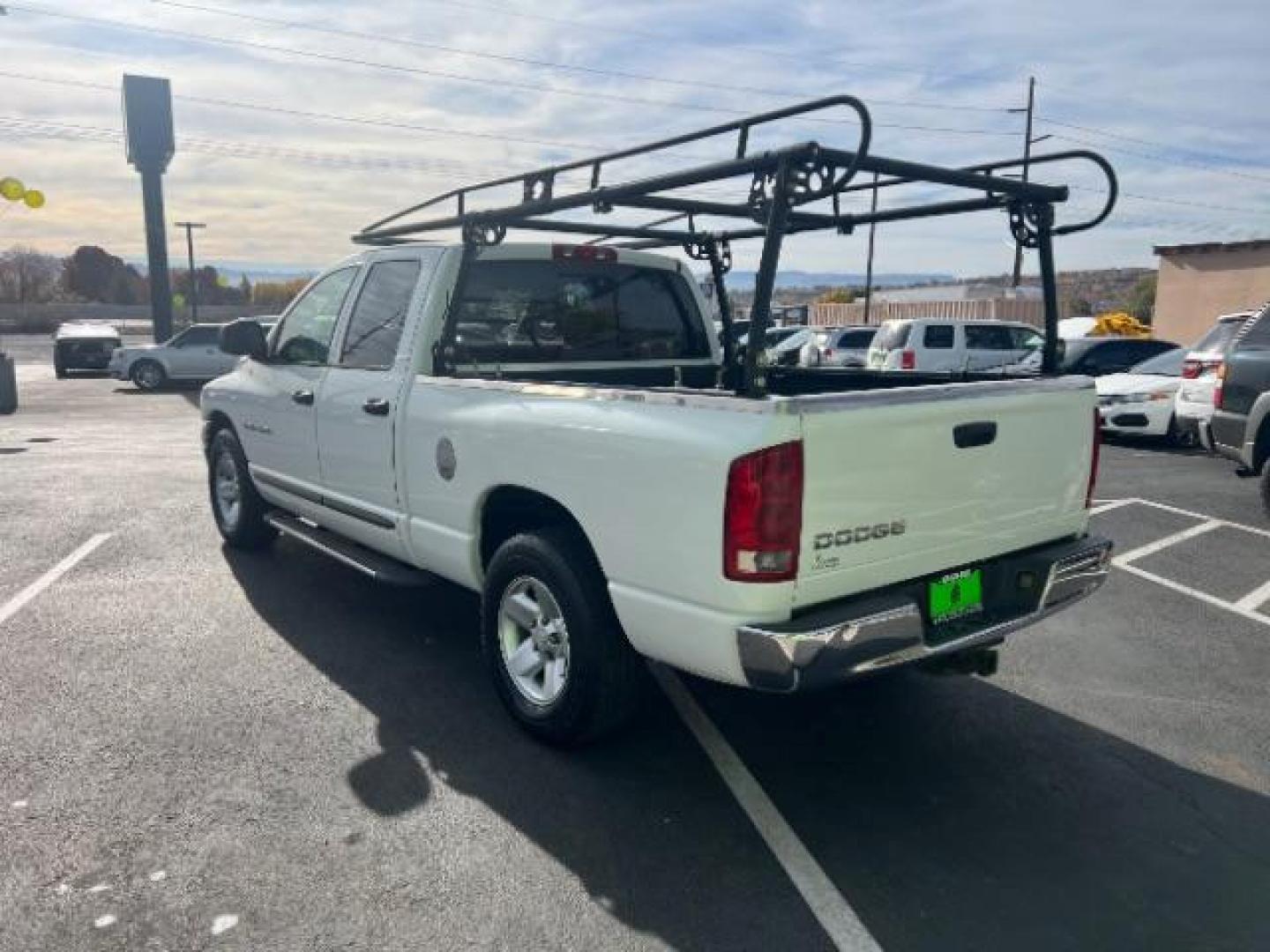 2002 Bright White /Dark Slate Gray Cloth Interior Dodge Ram 1500 ST Quad Cab Short Bed 2WD (3D7HA18N22G) with an 4.7L V8 SOHC 16V engine, 4-Speed Automatic transmission, located at 1865 East Red Hills Pkwy, St. George, 84770, (435) 628-0023, 37.120850, -113.543640 - We specialize in helping ALL people get the best financing available. No matter your credit score, good, bad or none we can get you an amazing rate. Had a bankruptcy, divorce, or repossessions? We give you the green light to get your credit back on the road. Low down and affordable payments that fit - Photo#4