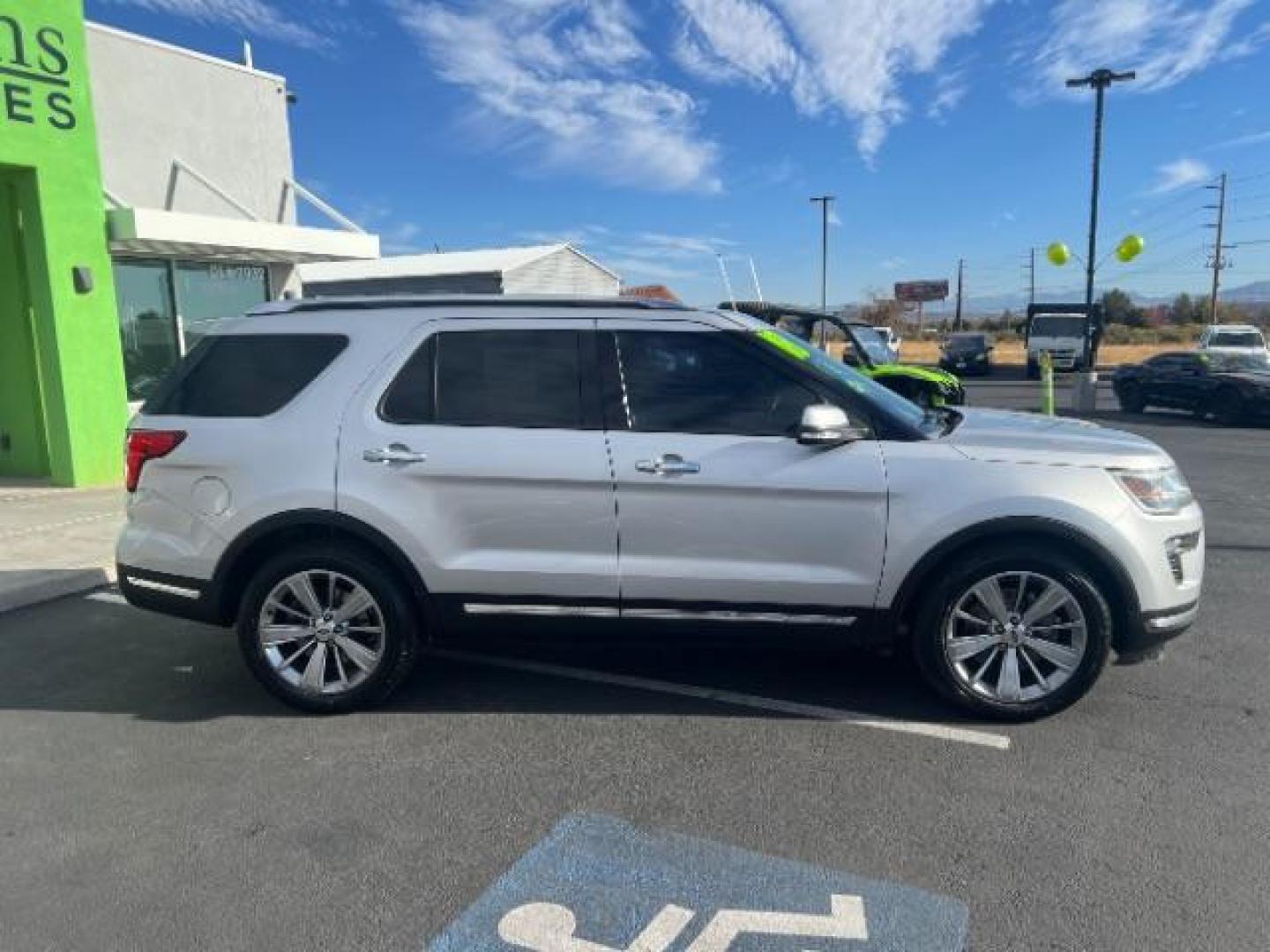 2018 Ingot Silver Metallic /Ebony Black, leather Ford Explorer Limited FWD (1FM5K7F86JG) with an 3.5L V6 DOHC 24V engine, 6-Speed Automatic transmission, located at 1865 East Red Hills Pkwy, St. George, 84770, (435) 628-0023, 37.120850, -113.543640 - We specialize in helping ALL people get the best financing available. No matter your credit score, good, bad or none we can get you an amazing rate. Had a bankruptcy, divorce, or repossessions? We give you the green light to get your credit back on the road. Low down and affordable payments that fit - Photo#7