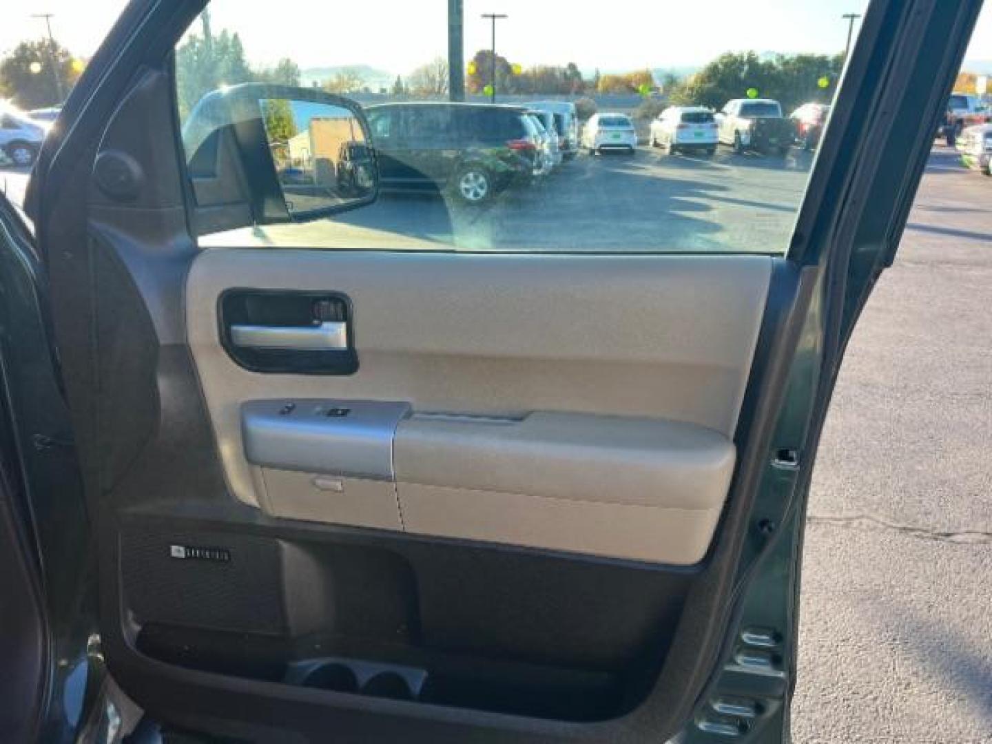 2008 Timberland Mica /Sand Beige Leather Interior Toyota Sequoia Plantium 2WD (5TDZY67A78S) with an 4.7L V8 DOHC 32V engine, 6-Speed Automatic transmission, located at 1865 East Red Hills Pkwy, St. George, 84770, (435) 628-0023, 37.120850, -113.543640 - We specialize in helping ALL people get the best financing available. No matter your credit score, good, bad or none we can get you an amazing rate. Had a bankruptcy, divorce, or repossessions? We give you the green light to get your credit back on the road. Low down and affordable payments that fit - Photo#31