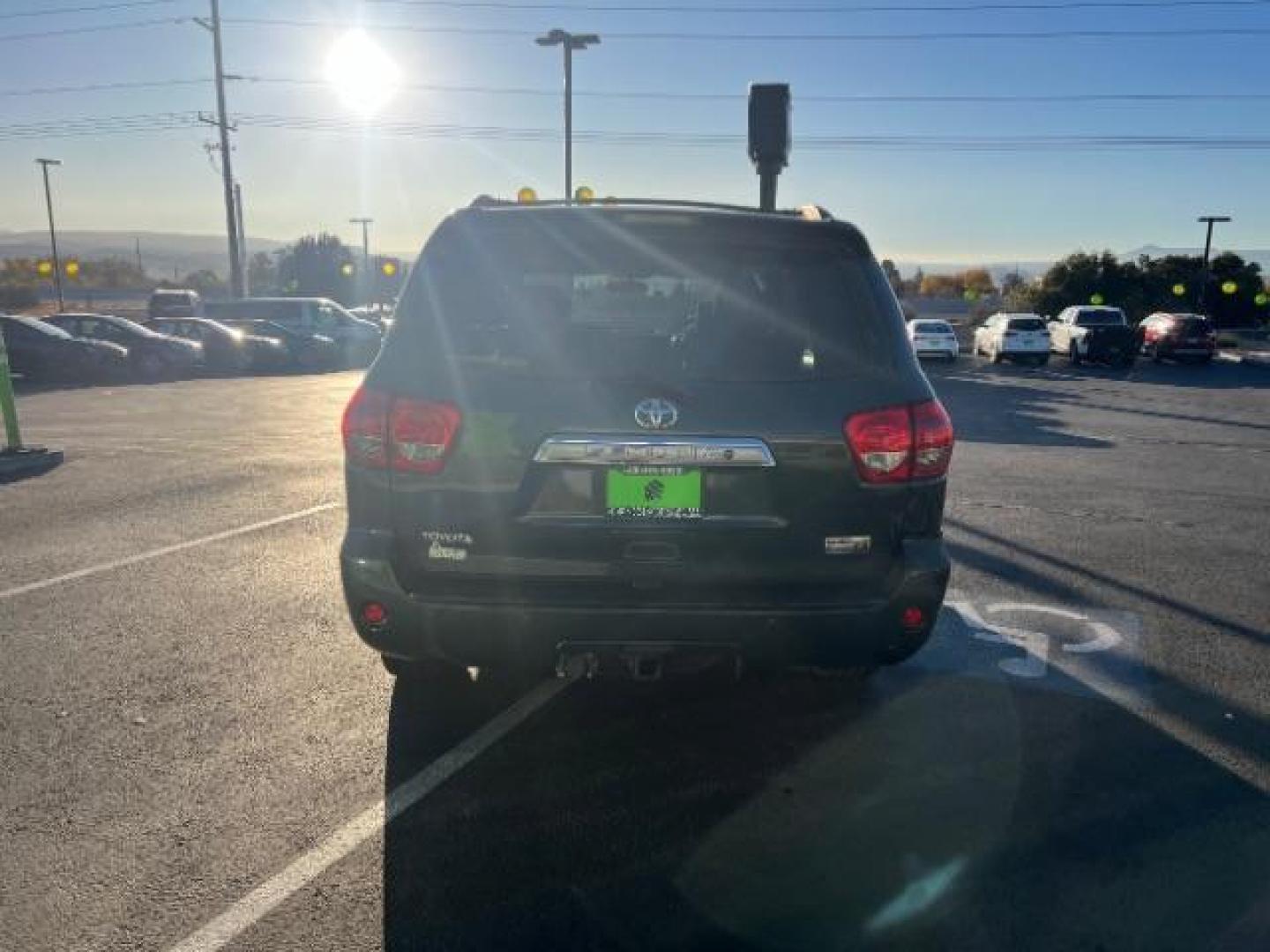 2008 Timberland Mica /Sand Beige Leather Interior Toyota Sequoia Plantium 2WD (5TDZY67A78S) with an 4.7L V8 DOHC 32V engine, 6-Speed Automatic transmission, located at 1865 East Red Hills Pkwy, St. George, 84770, (435) 628-0023, 37.120850, -113.543640 - We specialize in helping ALL people get the best financing available. No matter your credit score, good, bad or none we can get you an amazing rate. Had a bankruptcy, divorce, or repossessions? We give you the green light to get your credit back on the road. Low down and affordable payments that fit - Photo#5