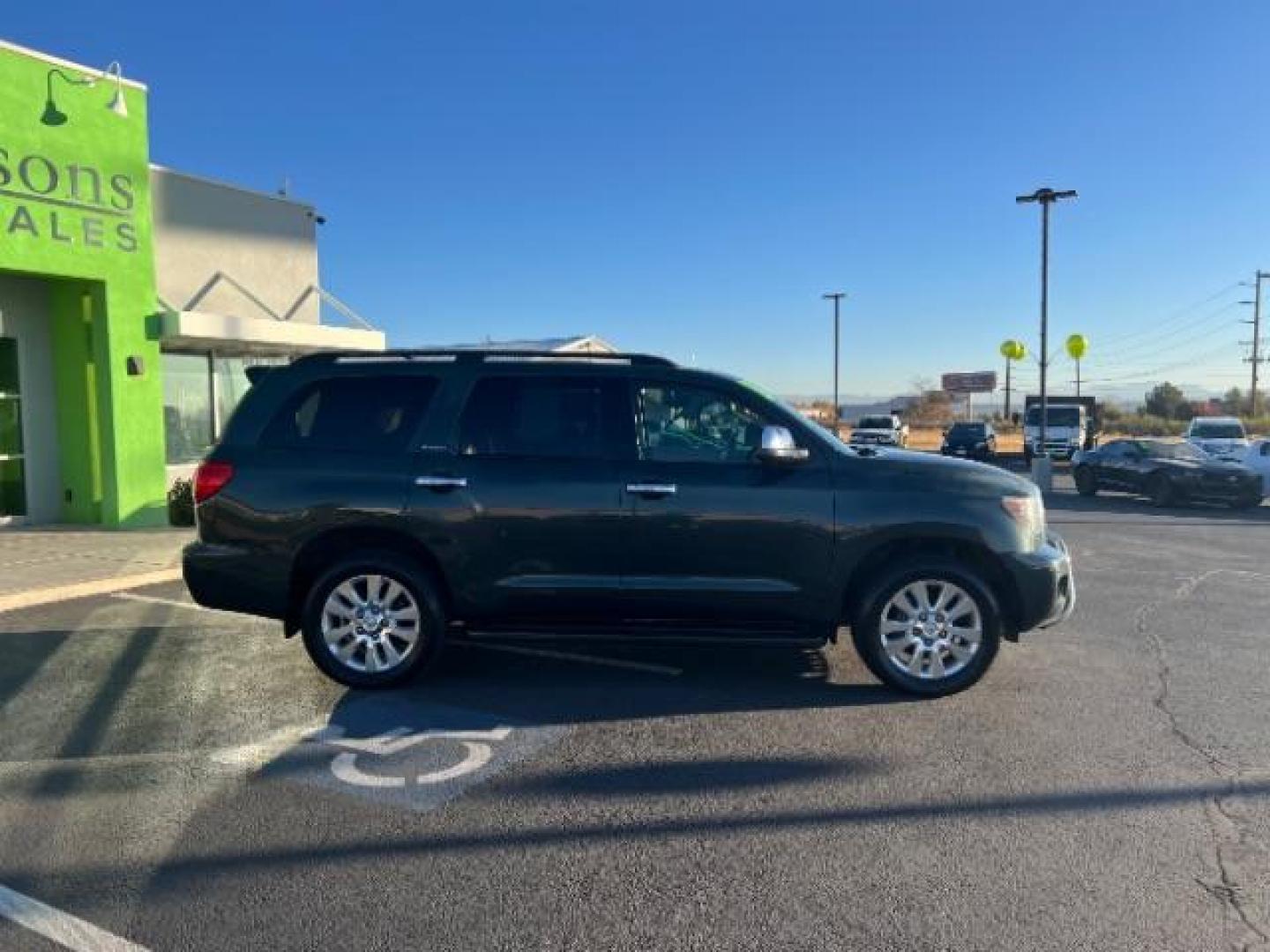 2008 Timberland Mica /Sand Beige Leather Interior Toyota Sequoia Plantium 2WD (5TDZY67A78S) with an 4.7L V8 DOHC 32V engine, 6-Speed Automatic transmission, located at 1865 East Red Hills Pkwy, St. George, 84770, (435) 628-0023, 37.120850, -113.543640 - We specialize in helping ALL people get the best financing available. No matter your credit score, good, bad or none we can get you an amazing rate. Had a bankruptcy, divorce, or repossessions? We give you the green light to get your credit back on the road. Low down and affordable payments that fit - Photo#7