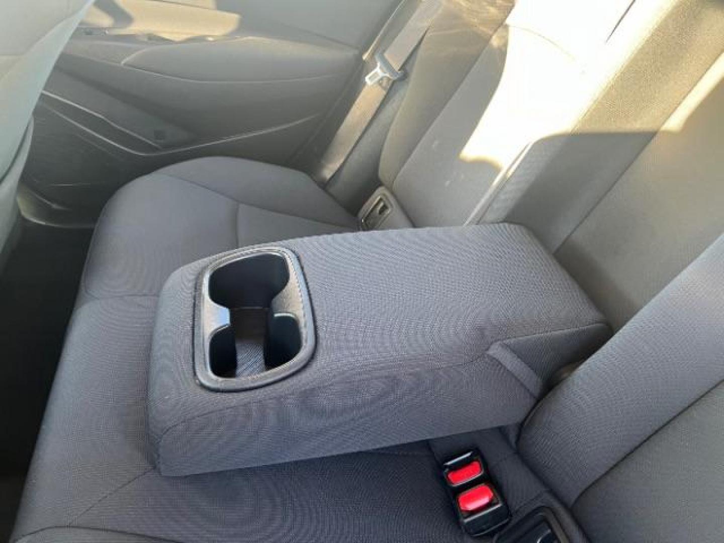 2021 White /Black Interior Toyota Corolla LE (5YFEPMAE4MP) with an 1.8L L4 DOHC 16V engine, Continuously Variable Transmission transmission, located at 1865 East Red Hills Pkwy, St. George, 84770, (435) 628-0023, 37.120850, -113.543640 - We specialize in helping ALL people get the best financing available. No matter your credit score, good, bad or none we can get you an amazing rate. Had a bankruptcy, divorce, or repossessions? We give you the green light to get your credit back on the road. Low down and affordable payments that fit - Photo#22