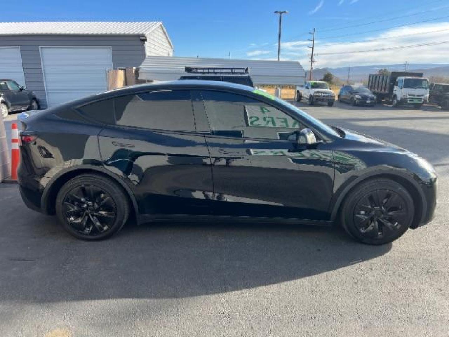 2020 Solid Black /All Black, leatherette Tesla Model Y Performance (5YJYGDEF6LF) with an ELECTRIC engine, 1-Speed Automatic transmission, located at 1865 East Red Hills Pkwy, St. George, 84770, (435) 628-0023, 37.120850, -113.543640 - Get additional $4k off the price with EV rebate! Runs and drives perfect. HAS FSD PAID FOR! ($8k software upgrade). Beautiful black on black performance. Best deal in the country! Battery and Motor warranty up to 120k miles. QUALIFIES FOR $4k TAX REBATE! We are setup with IRS to file for refun - Photo#10