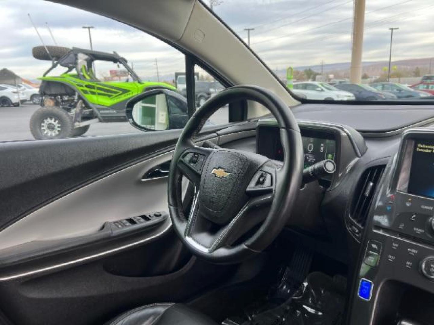 2013 Black /Jet Blk Seats/Ceramic Wh Chevrolet Volt Premium w/ Navigation (1G1RD6E48DU) with an 1.4L L4 DOHC 16V PLUG-IN HYBRID engine, Continuously Variable Transmission transmission, located at 1865 East Red Hills Pkwy, St. George, 84770, (435) 628-0023, 37.120850, -113.543640 - ***This vehicle qualifies for the EV/Hybrid tax rebate of up to $4,000*** We are setup with the IRS to recieve direct payments within 72 hours. We file the rebate online with IRS and can credit it to your down payment, reduce the sales price OR give you cashback!! These cars will not last and can o - Photo#32