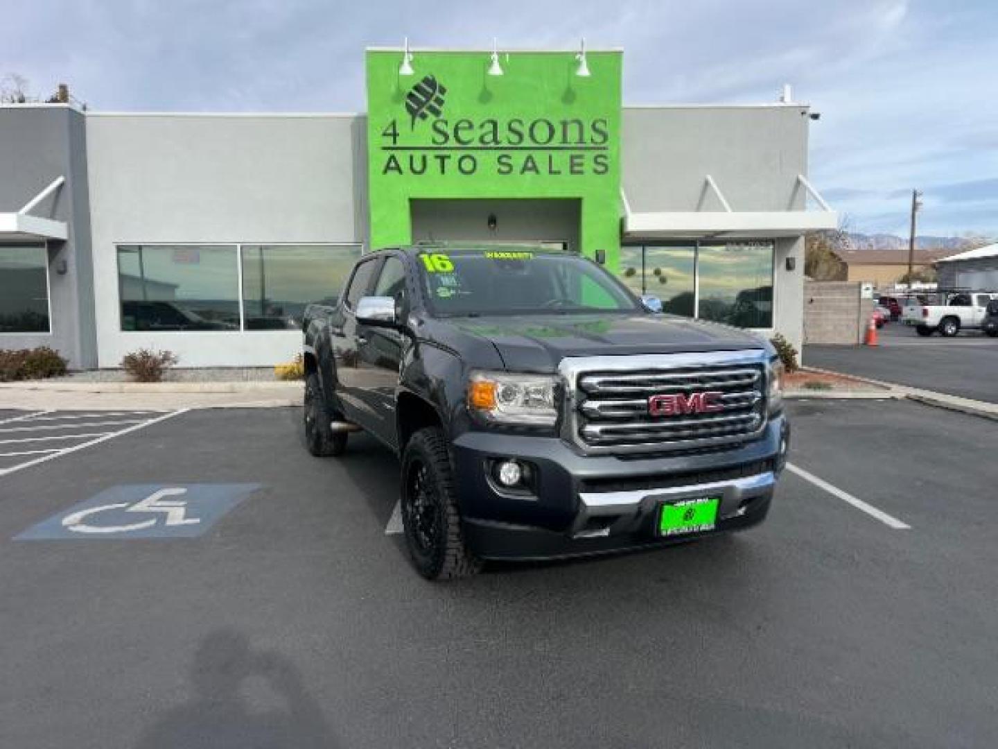 2016 Cyber Gray Metallic /Cocoa/Dune, leather GMC Canyon SLT Crew Cab 2WD (1GTG5DE36G1) with an 3.6L V6 DOHC 24V engine, 6-Speed Automatic transmission, located at 1865 East Red Hills Pkwy, St. George, 84770, (435) 628-0023, 37.120850, -113.543640 - Photo#0