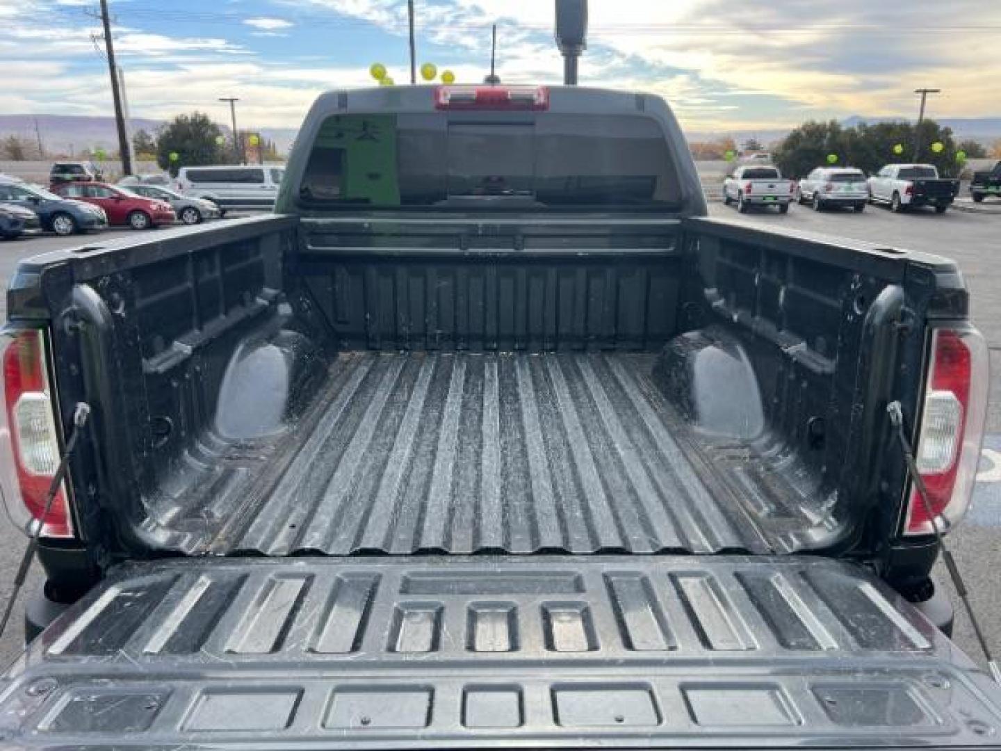 2016 Cyber Gray Metallic /Cocoa/Dune, leather GMC Canyon SLT Crew Cab 2WD (1GTG5DE36G1) with an 3.6L V6 DOHC 24V engine, 6-Speed Automatic transmission, located at 1865 East Red Hills Pkwy, St. George, 84770, (435) 628-0023, 37.120850, -113.543640 - Photo#26