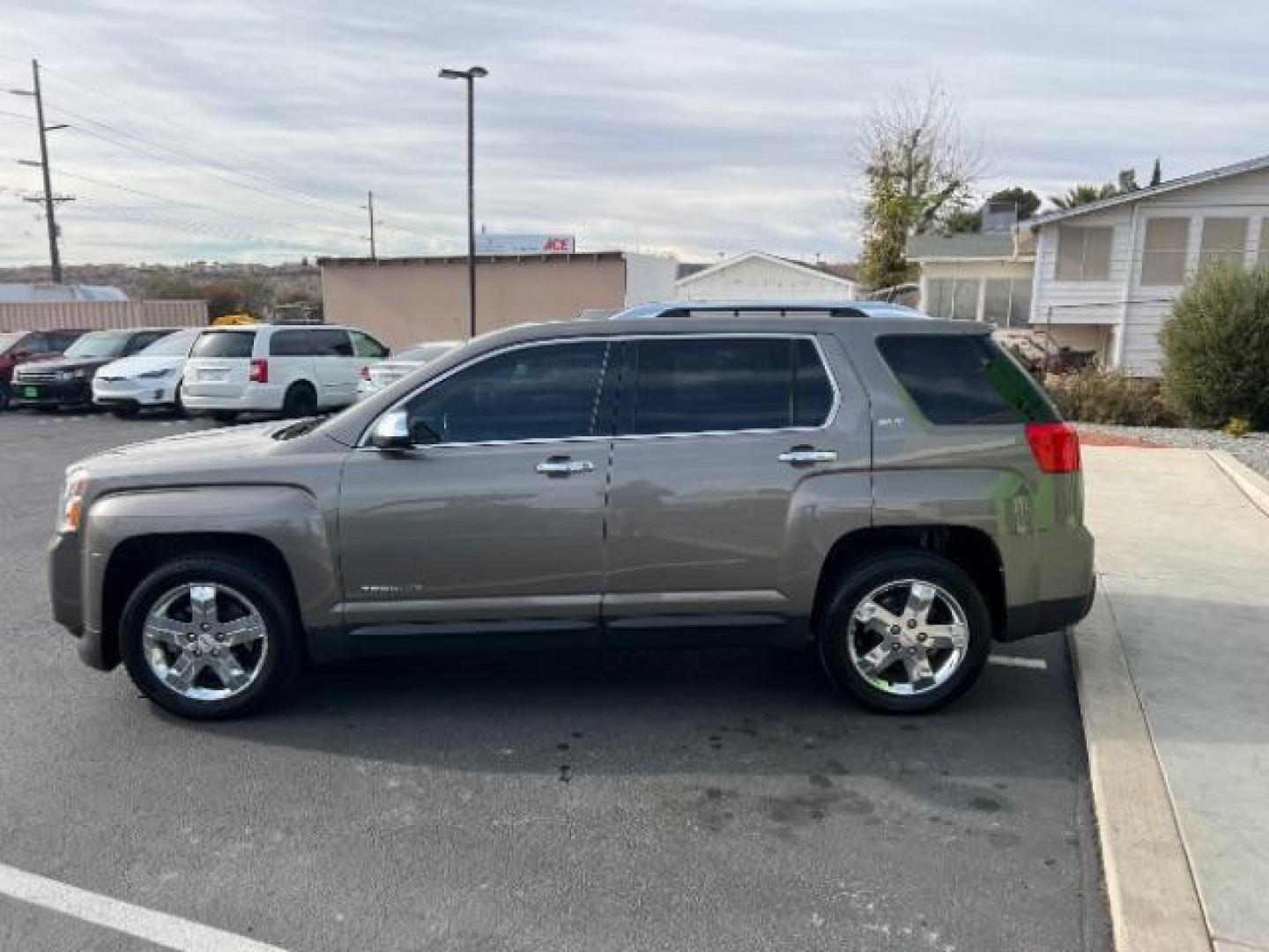 2012 Mocha Steel Metallic /Brownstone Leather Interior GMC Terrain SLT2 AWD (2GKFLXE54C6) with an 3.0L V6 DOHC 24V engine, 6-Speed Automatic transmission, located at 1865 East Red Hills Pkwy, St. George, 84770, (435) 628-0023, 37.120850, -113.543640 - Photo#3