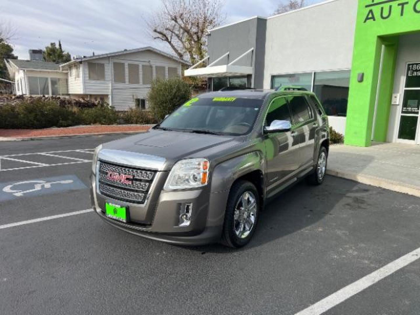 2012 Mocha Steel Metallic /Brownstone Leather Interior GMC Terrain SLT2 AWD (2GKFLXE54C6) with an 3.0L V6 DOHC 24V engine, 6-Speed Automatic transmission, located at 1865 East Red Hills Pkwy, St. George, 84770, (435) 628-0023, 37.120850, -113.543640 - We specialize in helping ALL people get the best financing available. No matter your credit score, good, bad or none we can get you an amazing rate. Had a bankruptcy, divorce, or repossessions? We give you the green light to get your credit back on the road. Low down and affordable payments that fit - Photo#2