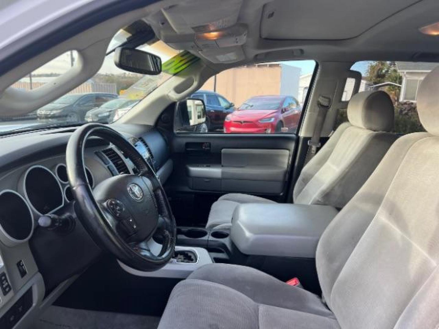 2008 Super White /Graphite Cloth Interior Toyota Sequoia SR5 5.7L 2WD (5TDZY64A18S) with an 4.7L V8 DOHC 32V engine, 6-Speed Automatic transmission, located at 1865 East Red Hills Pkwy, St. George, 84770, (435) 628-0023, 37.120850, -113.543640 - Photo#14