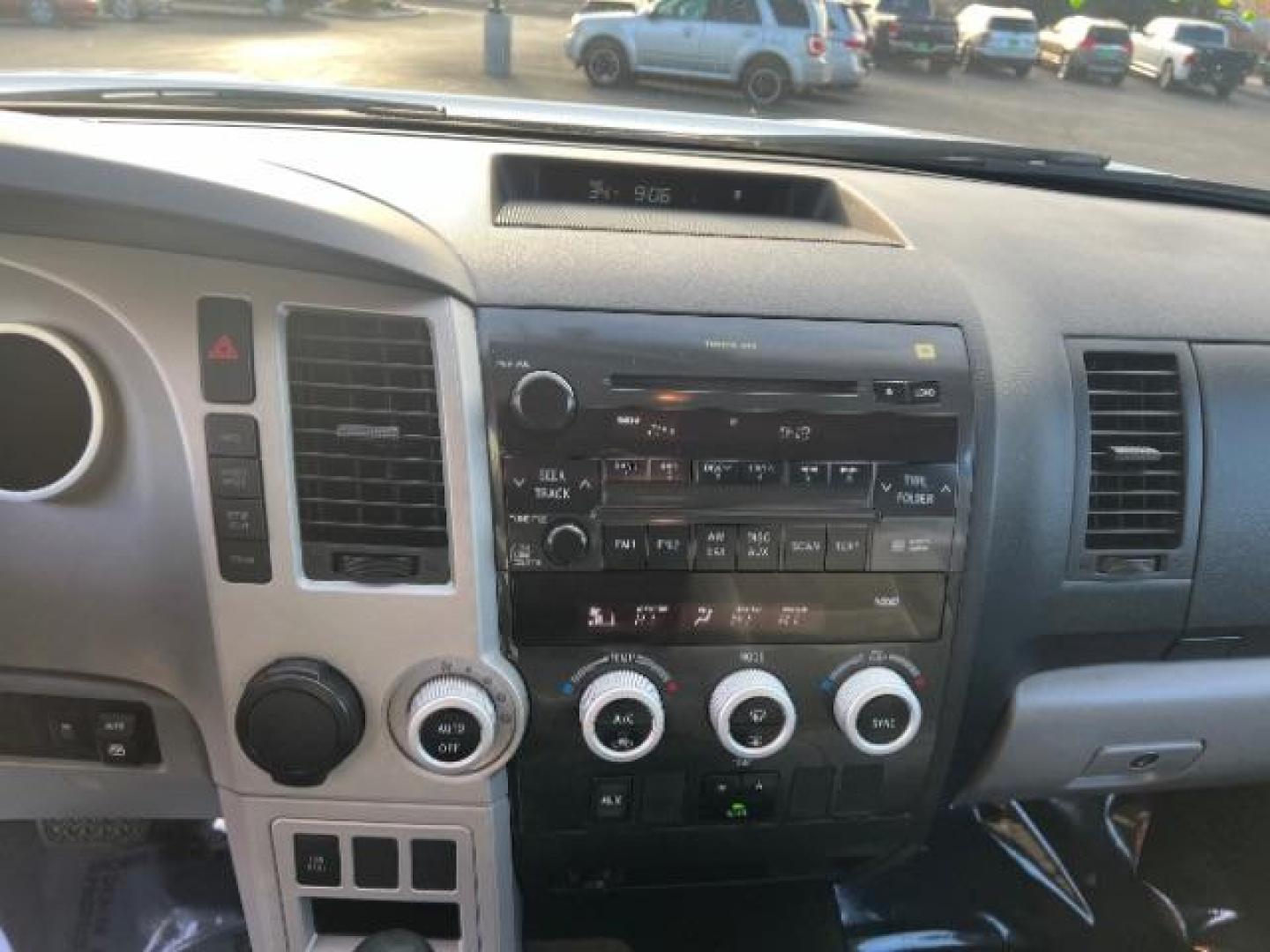 2008 Super White /Graphite Cloth Interior Toyota Sequoia SR5 5.7L 2WD (5TDZY64A18S) with an 4.7L V8 DOHC 32V engine, 6-Speed Automatic transmission, located at 1865 East Red Hills Pkwy, St. George, 84770, (435) 628-0023, 37.120850, -113.543640 - Photo#16