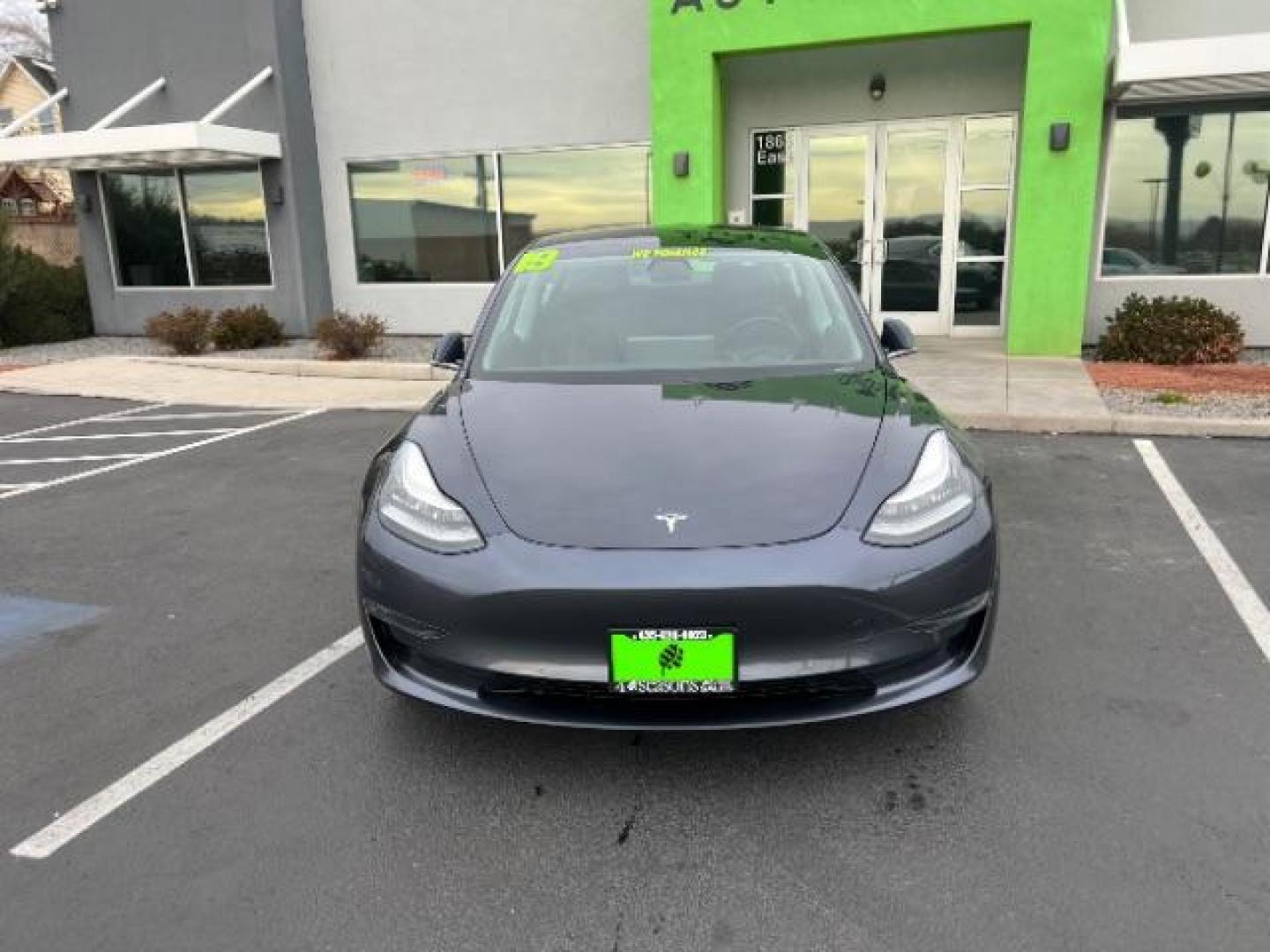 2019 Solid Black /All Black, leatherette Tesla Model 3 Long Range (5YJ3E1EA7KF) with an ELECTRIC engine, 1-Speed Automatic transmission, located at 1865 East Red Hills Pkwy, St. George, 84770, (435) 628-0023, 37.120850, -113.543640 - Get additional $4k off listed price with the IRS EV tax rebate. We can file for you and get funds in 72hours. This Model 3 Long Range RWD is in great condition and gets 290 miles on a full charge. Full battery and motor warranty until 8years or 120k miles. Stop by and see it at 4 Seasons Auto in - Photo#6