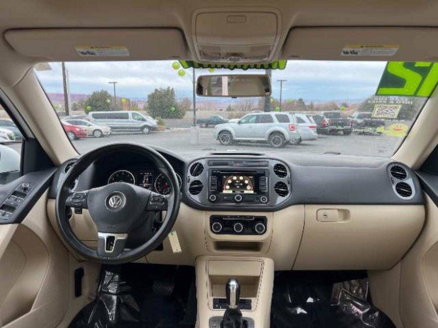 2012 Candy White /Desert Beige Leather Volkswagen Tiguan S 4Motion (WVGBV7AX6CW) with an 2.0L L4 DOHC 16V TURBO engine, 6-Speed Automatic transmission, located at 1865 East Red Hills Pkwy, St. George, 84770, (435) 628-0023, 37.120850, -113.543640 - Photo#23