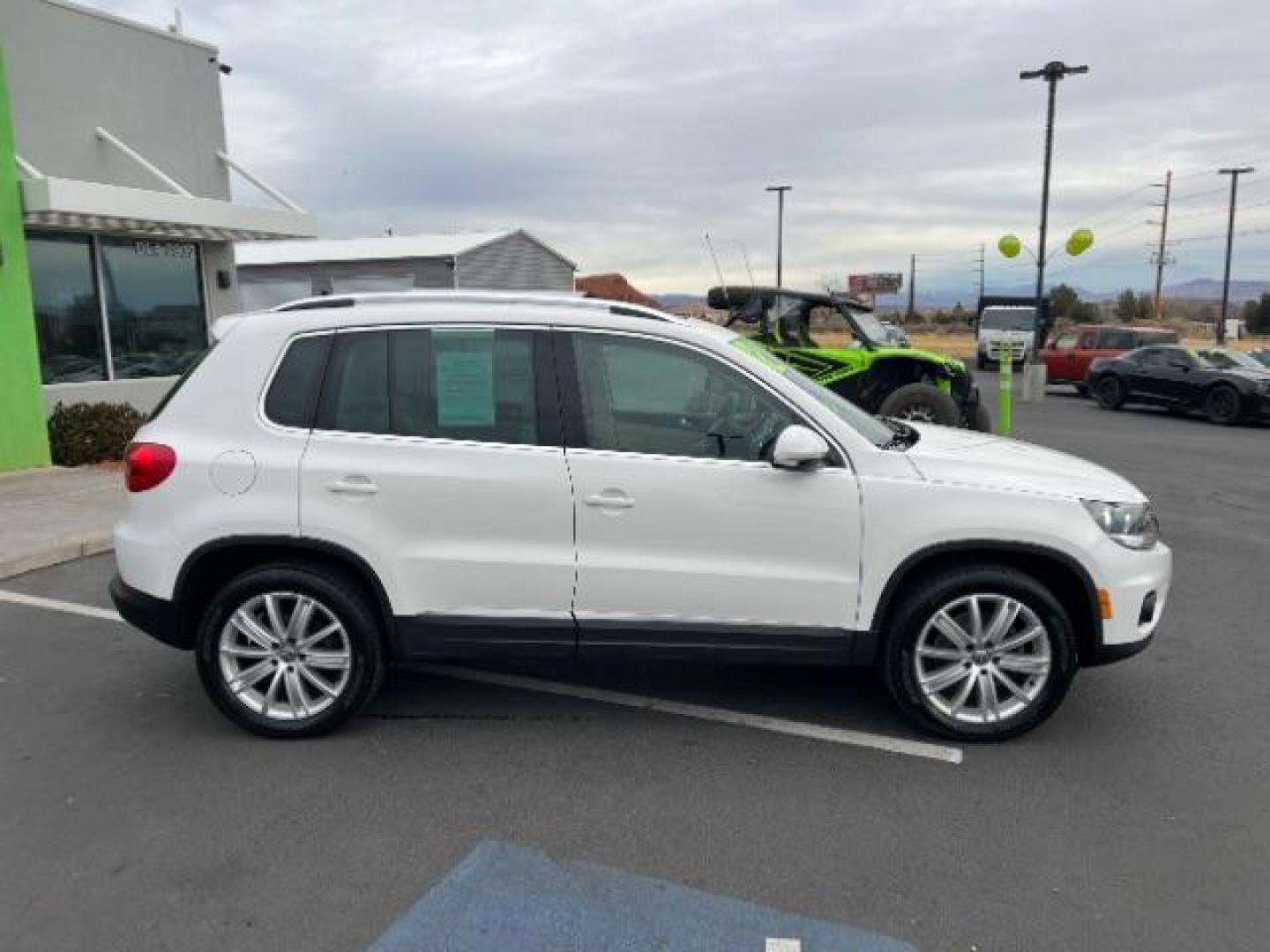 2012 Candy White /Desert Beige Leather Volkswagen Tiguan S 4Motion (WVGBV7AX6CW) with an 2.0L L4 DOHC 16V TURBO engine, 6-Speed Automatic transmission, located at 1865 East Red Hills Pkwy, St. George, 84770, (435) 628-0023, 37.120850, -113.543640 - Photo#7