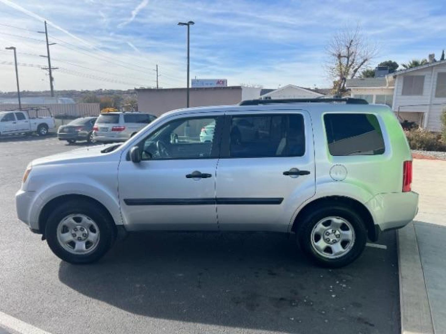 2011 Honda Pilot LX photo 5