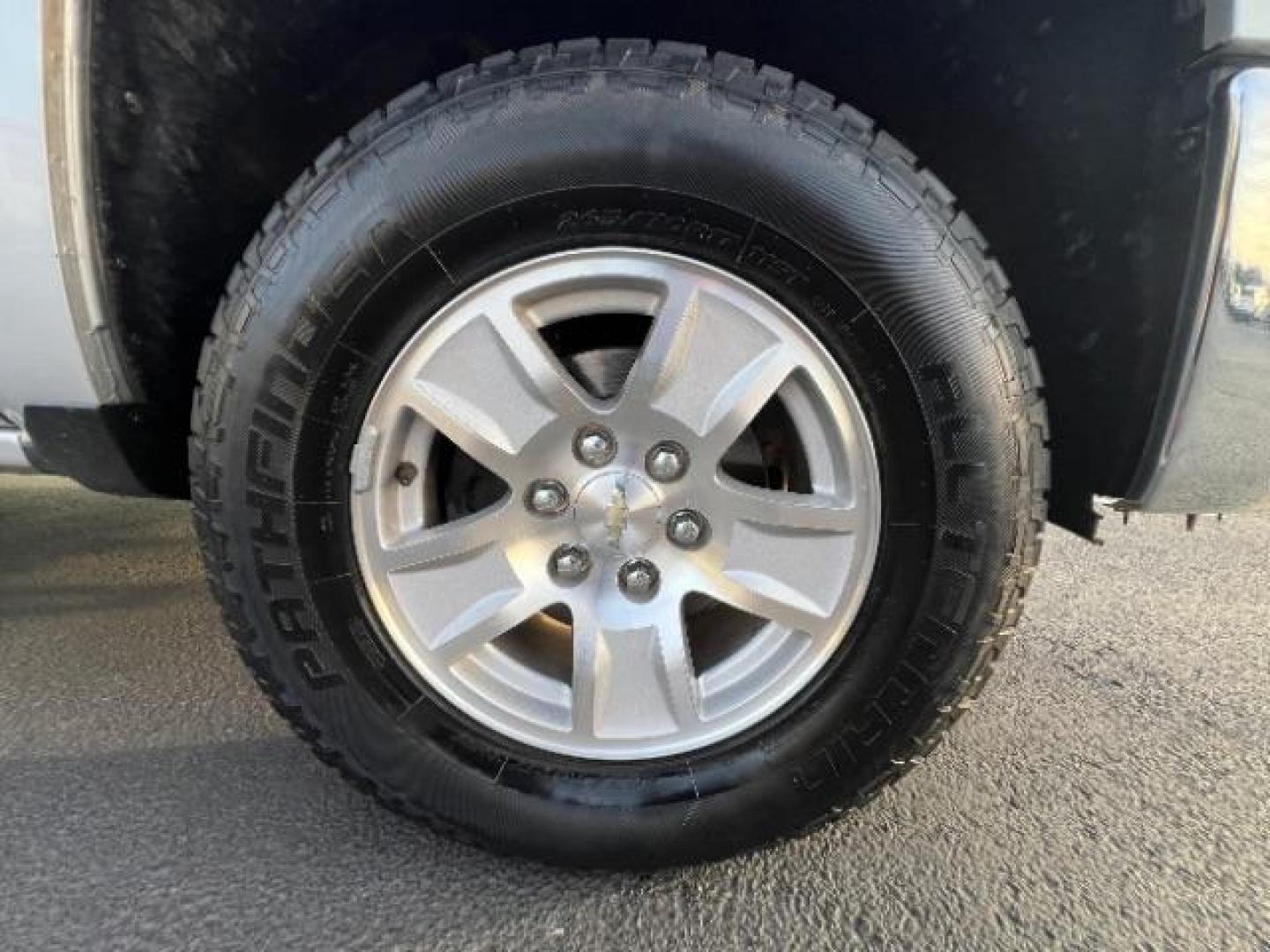 2019 Silver Ice Metallic /Jet Black, cloth Chevrolet Silverado 1500 Work Truck Double Cab 4WD (2GCVKPEC9K1) with an 5.3L V8 OHV 16V engine, 6-Speed Automatic transmission, located at 940 North Main Street, Cedar City, UT, 84720, (435) 628-0023, 37.692936, -113.061897 - We specialize in helping ALL people get the best financing available. No matter your credit score, good, bad or none we can get you an amazing rate. Had a bankruptcy, divorce, or repossessions? We give you the green light to get your credit back on the road. Low down and affordable payments that fit - Photo#10