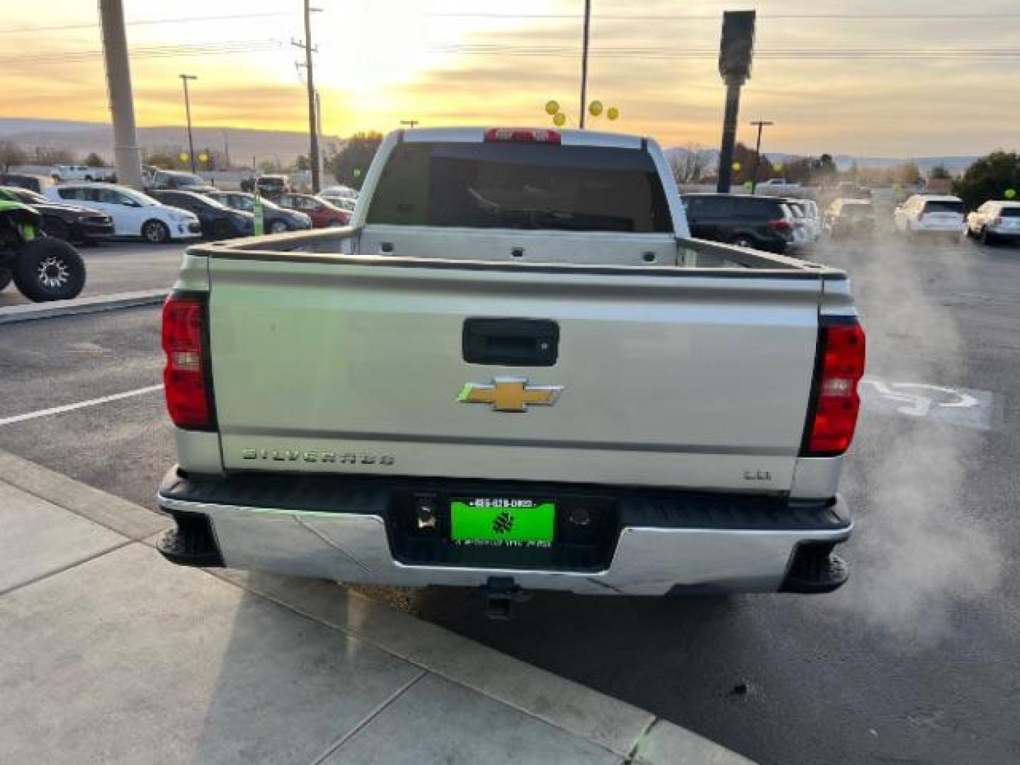 2019 Silver Ice Metallic /Jet Black, cloth Chevrolet Silverado 1500 Work Truck Double Cab 4WD (2GCVKPEC9K1) with an 5.3L V8 OHV 16V engine, 6-Speed Automatic transmission, located at 940 North Main Street, Cedar City, UT, 84720, (435) 628-0023, 37.692936, -113.061897 - We specialize in helping ALL people get the best financing available. No matter your credit score, good, bad or none we can get you an amazing rate. Had a bankruptcy, divorce, or repossessions? We give you the green light to get your credit back on the road. Low down and affordable payments that fit - Photo#5