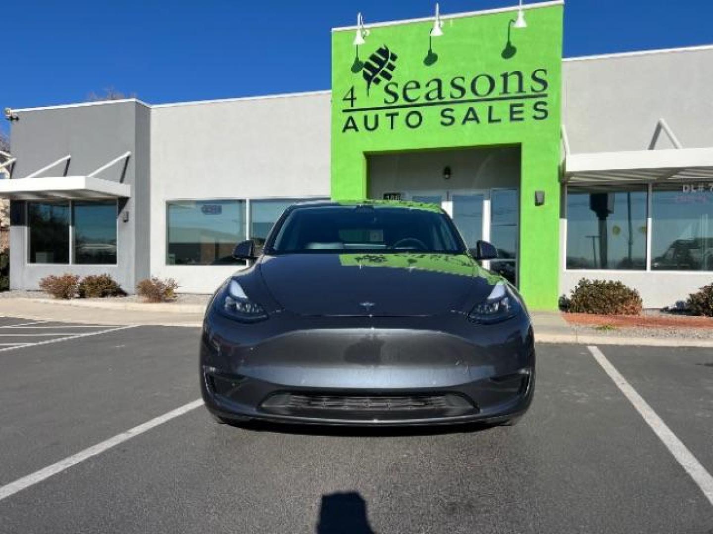 2022 Grey /Black Tesla Model Y Long Range (7SAYGAEE1NF) with an Electric engine, 1 Speed-Automatic transmission, located at 1865 East Red Hills Pkwy, St. George, 84770, (435) 628-0023, 37.120850, -113.543640 - Excellent Condition, Rare 3rd Row (7 Seats), Acceleration Boost Paid for ($2k add on). Great tires and full facotry warranty on motors and battery up to 120k miles - Photo#1